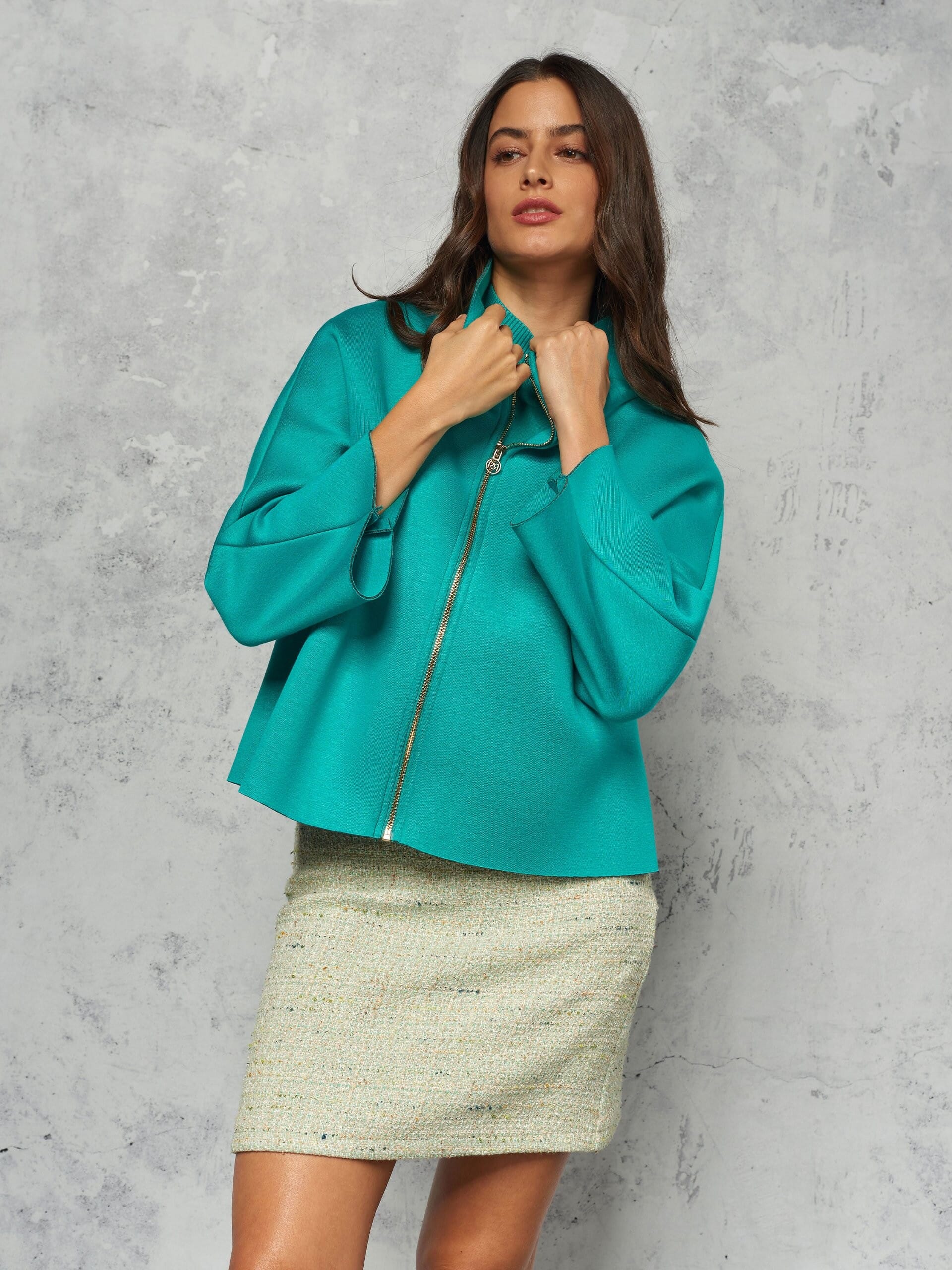 Cappotto A Mantella A Collo Alto In Neoprene Rinascimento