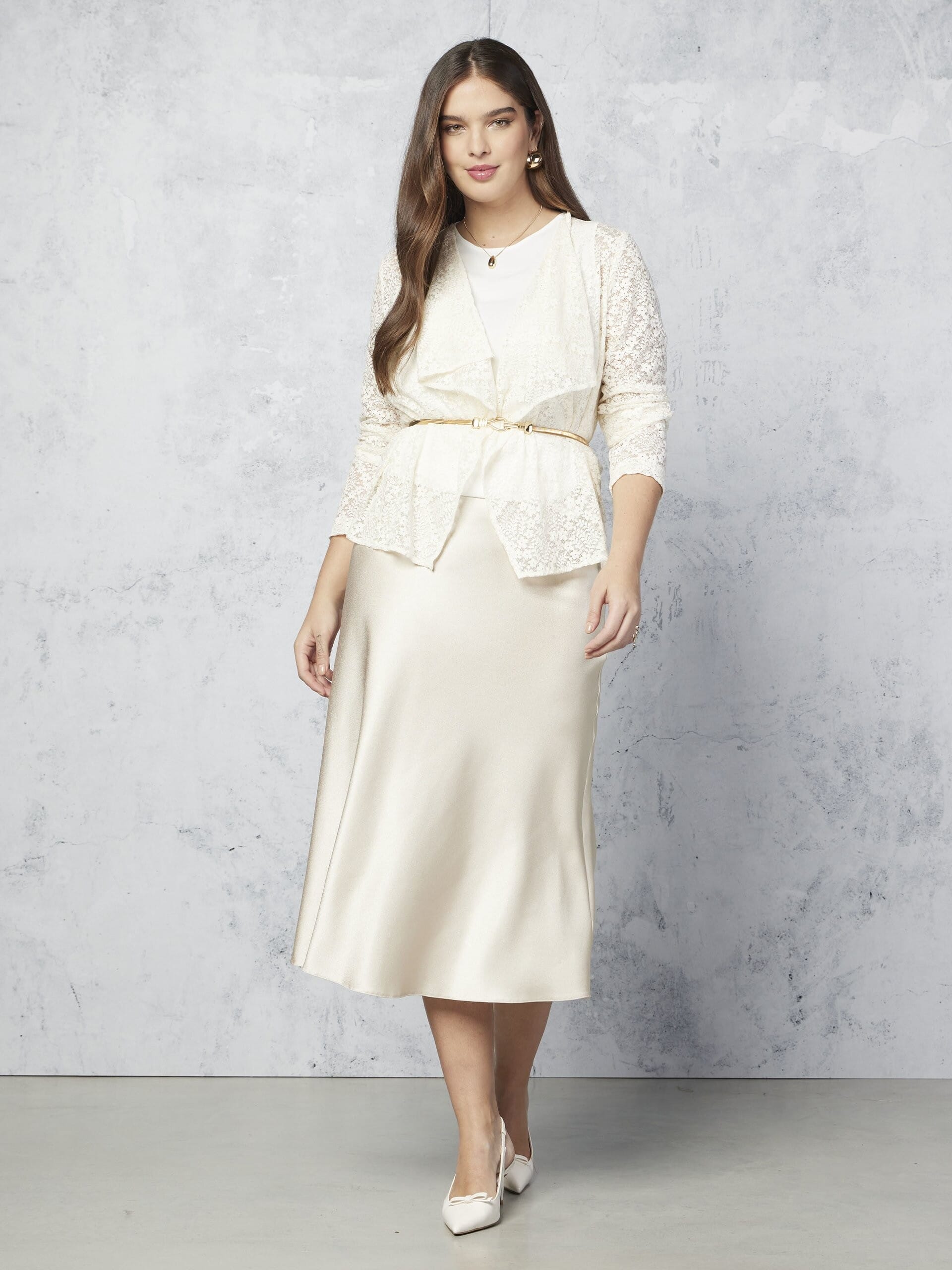 Blusa Curvy Fluida In Raso Opaco Con Drappeggio Davanti Rinascimento Curvy