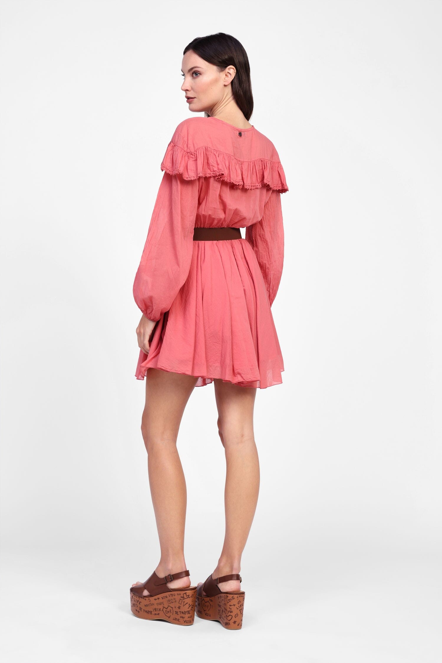 Robe courte à manches longues fluides Dixie