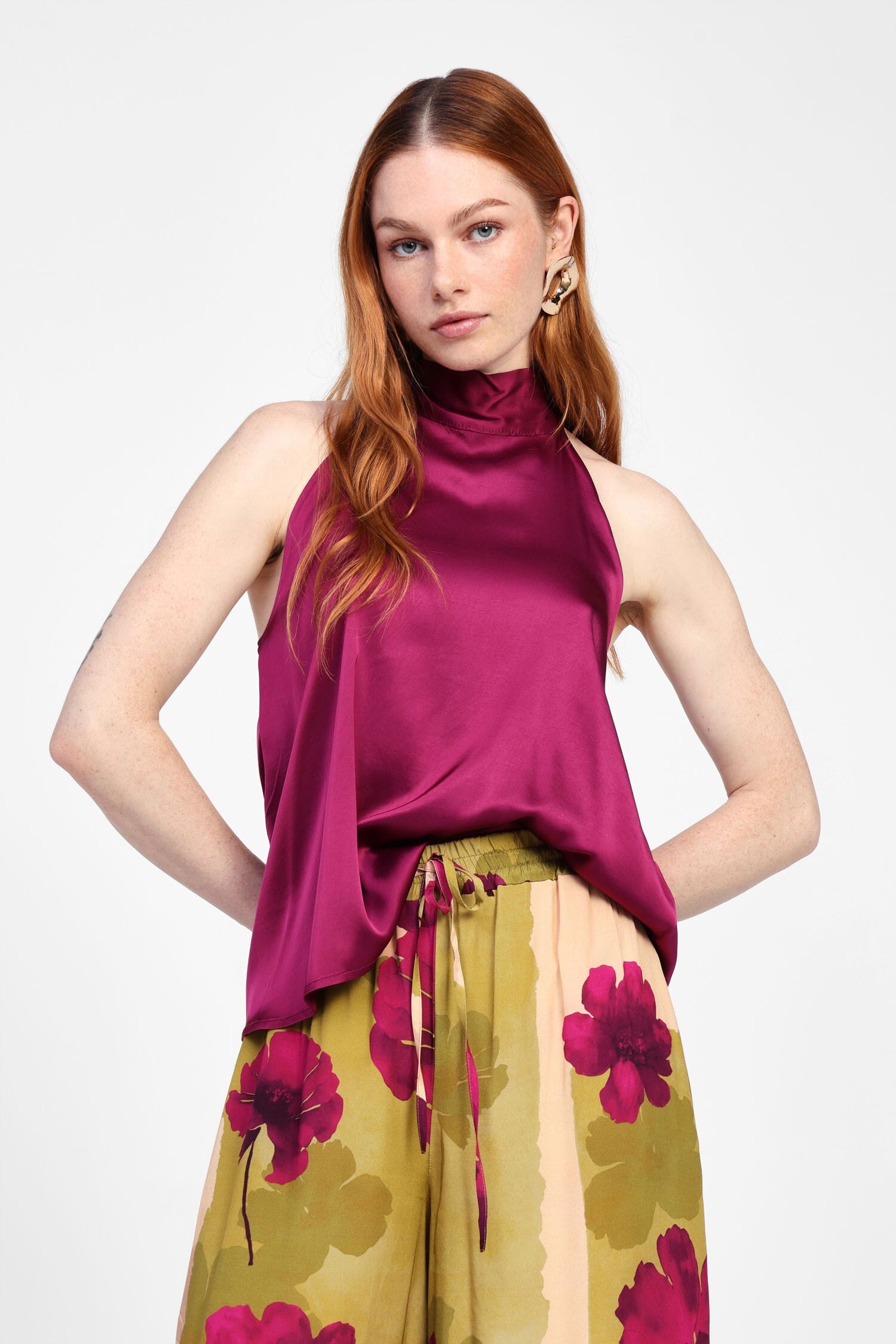 Dixie Coloured Halter Neckline Top