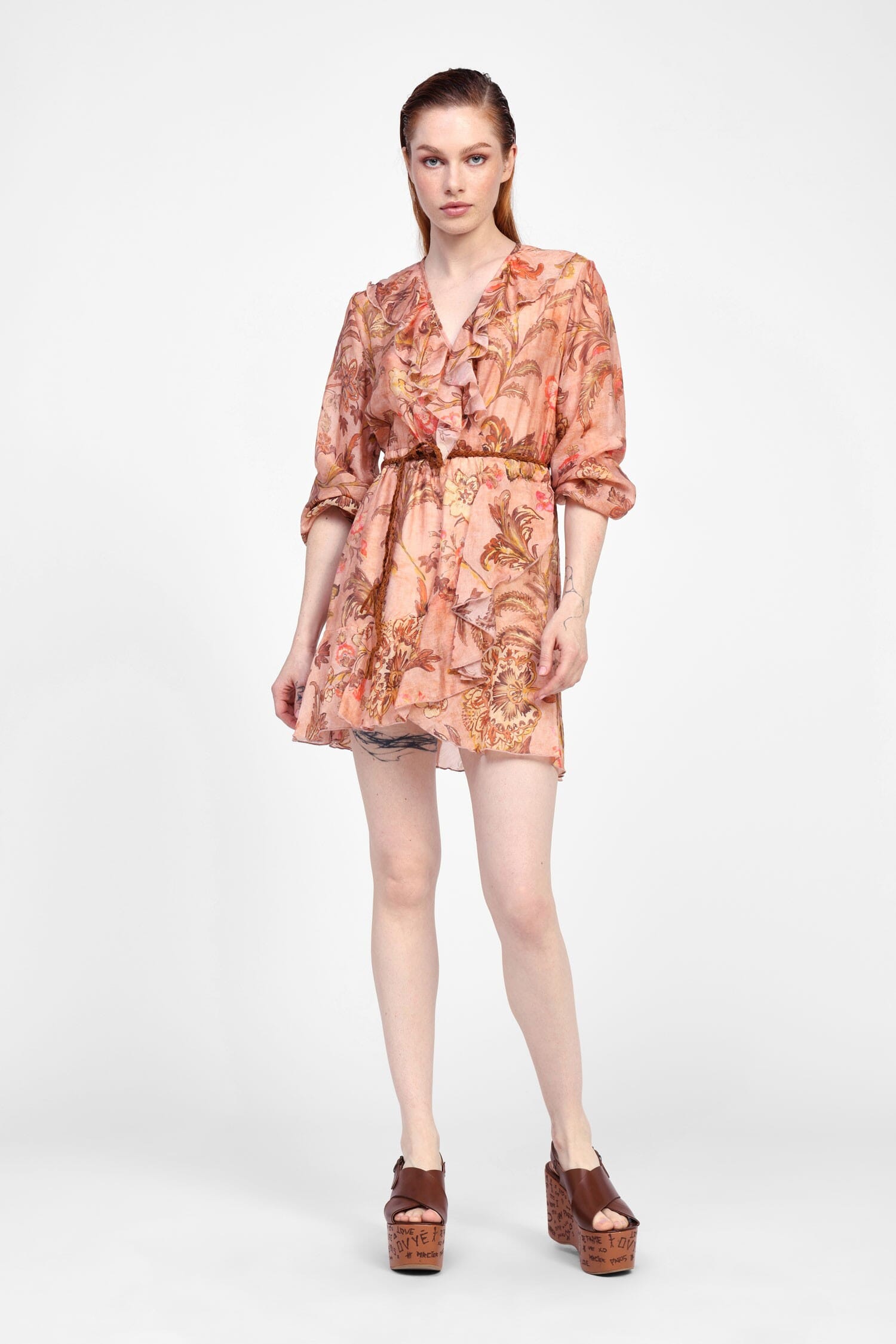 Robe courte à imprimé floral et ceinture Dixie