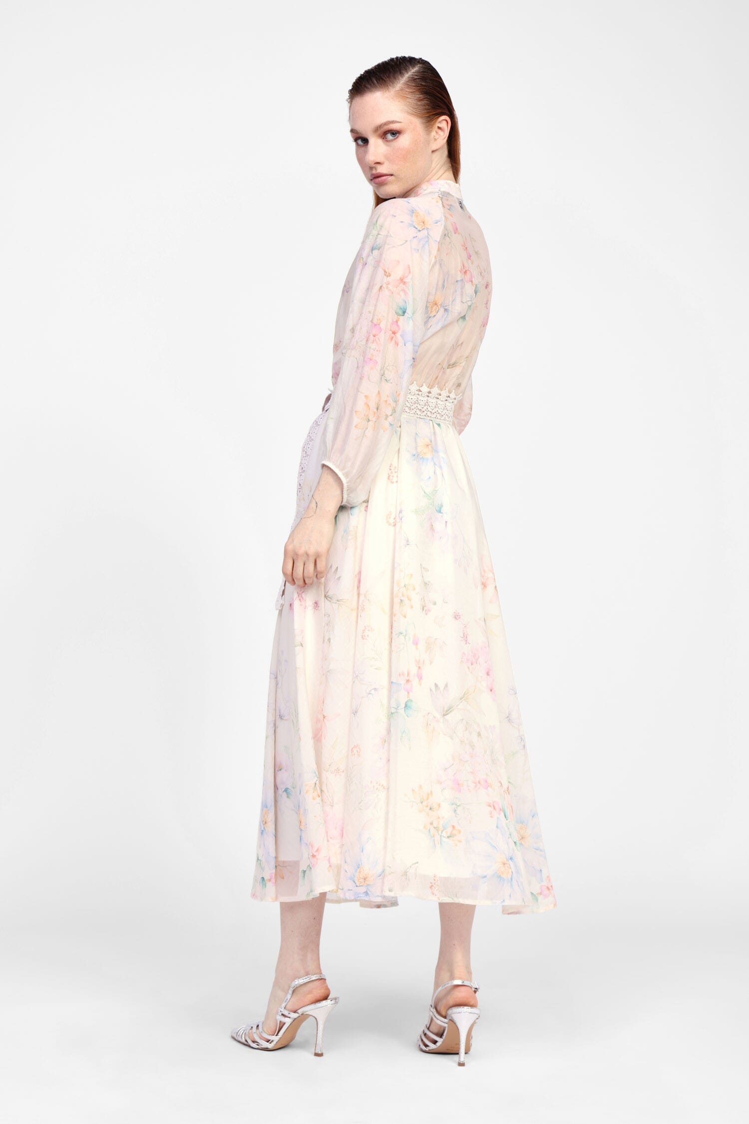 Abito Lungo Con Cintura Decorativa Dixie