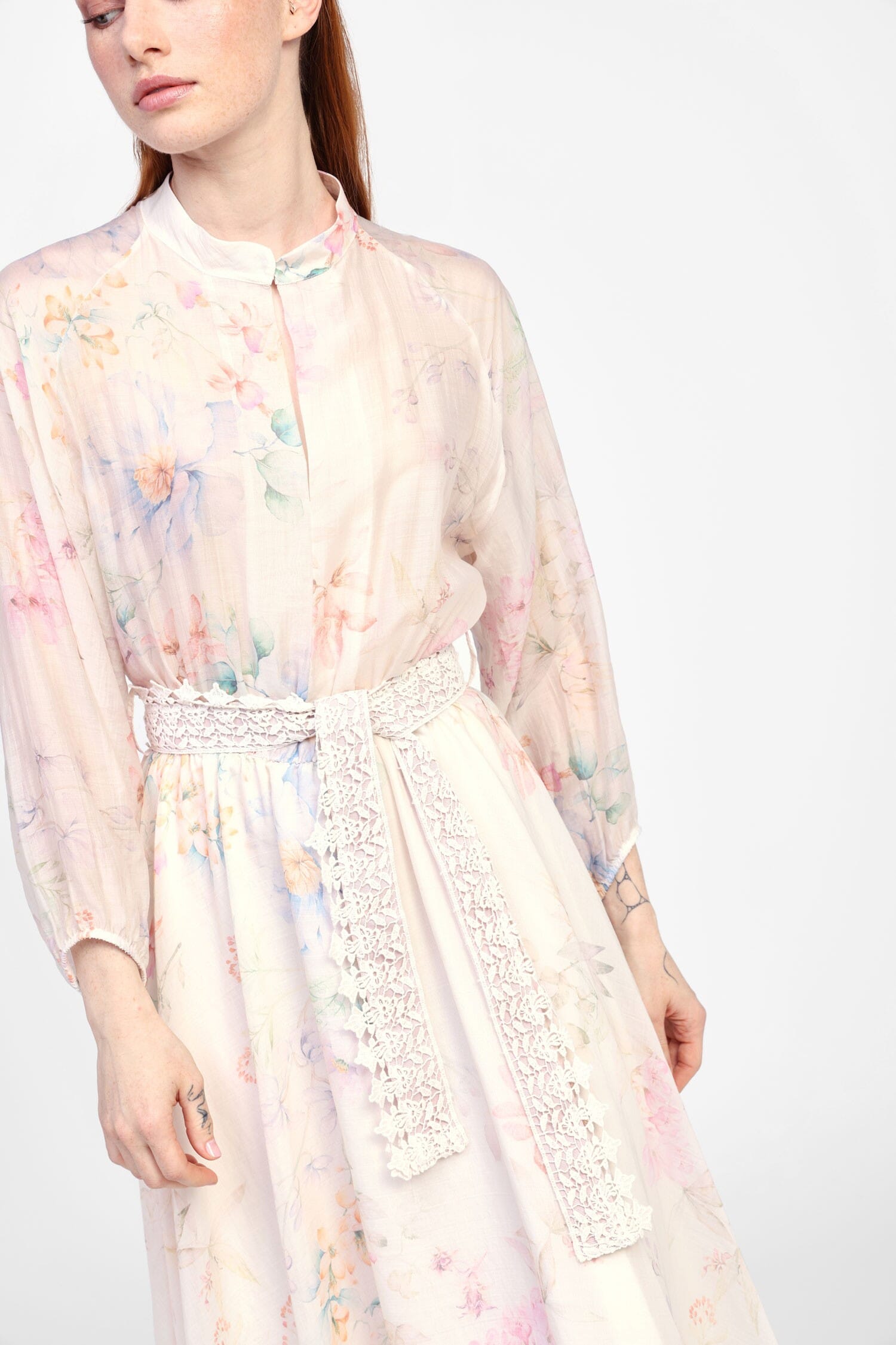 Abito Lungo Con Cintura Decorativa Dixie