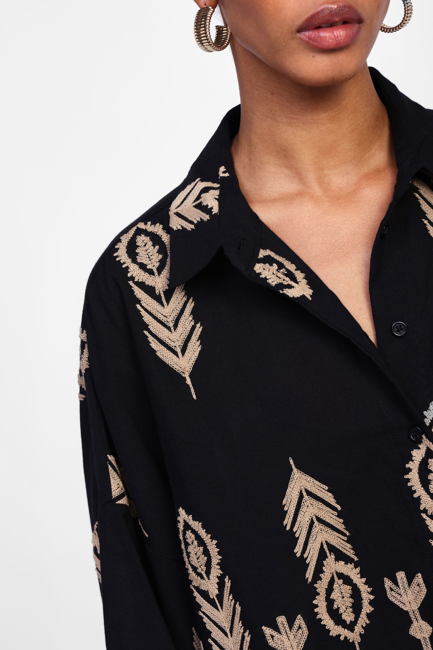 Camicia Con Maniche Larghe E Ricami Dixie