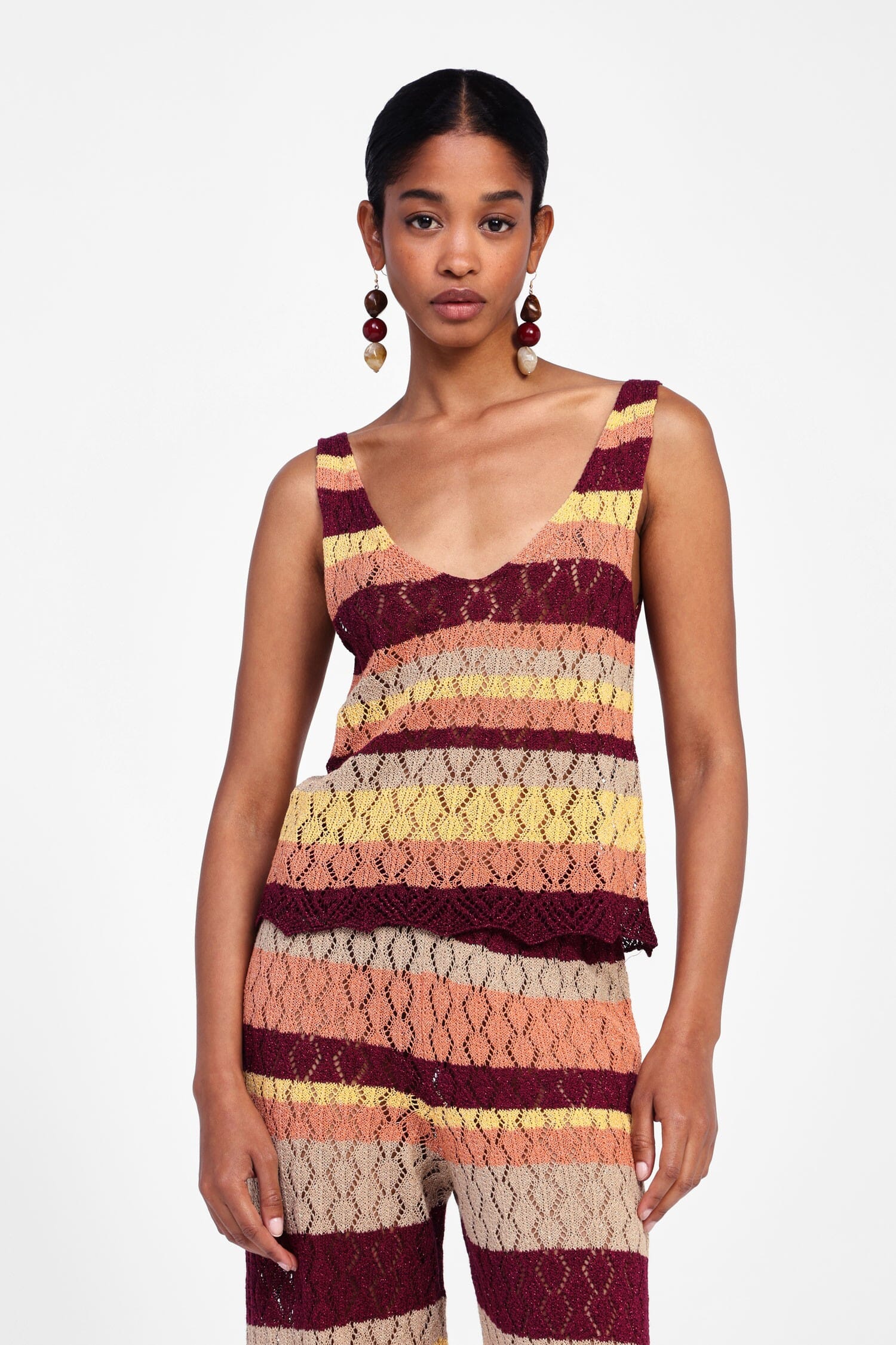 Top With Bare Shoulders And Dixie Embroidery