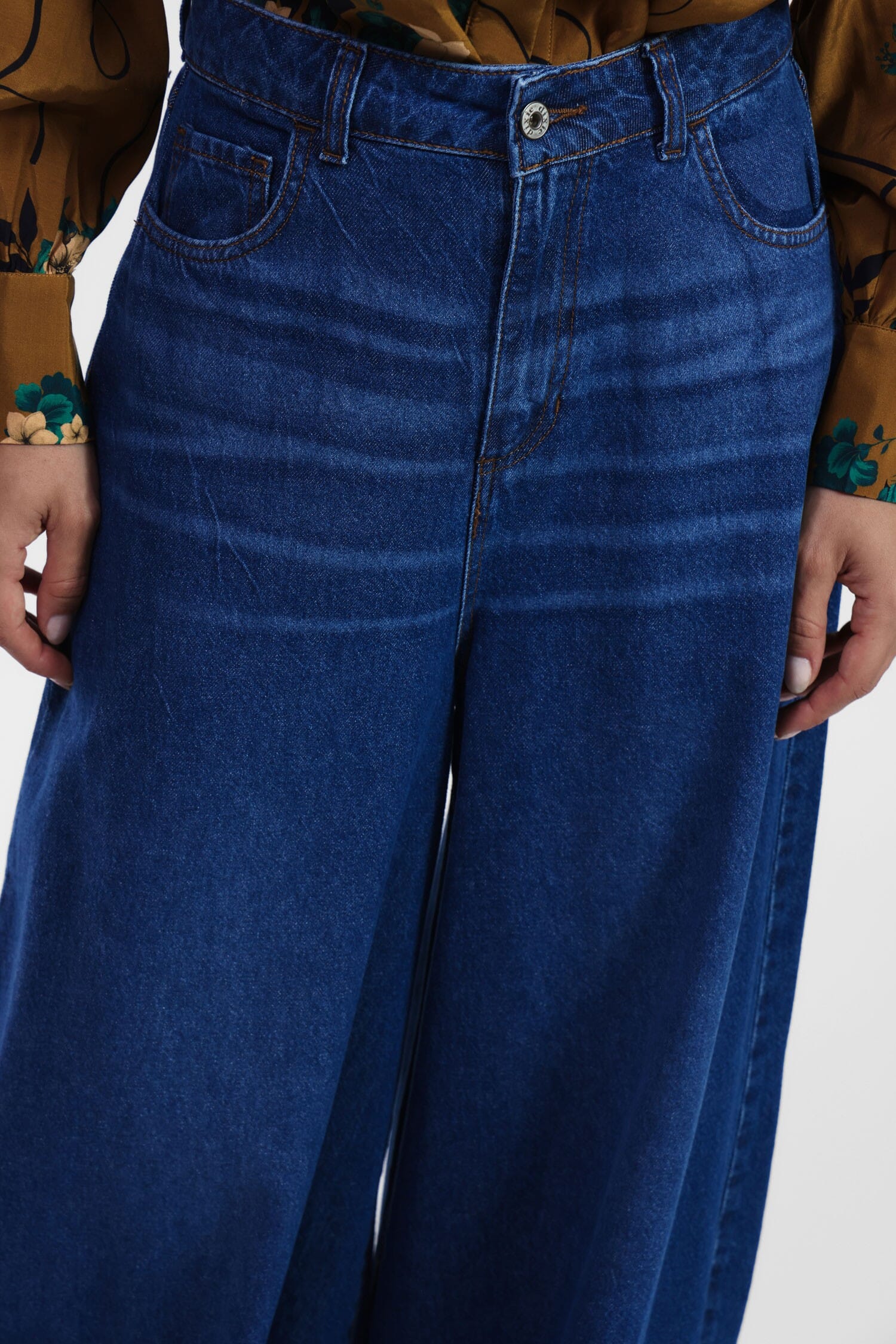 Jeans A Gamba Larga Con Vita Alta Dixie