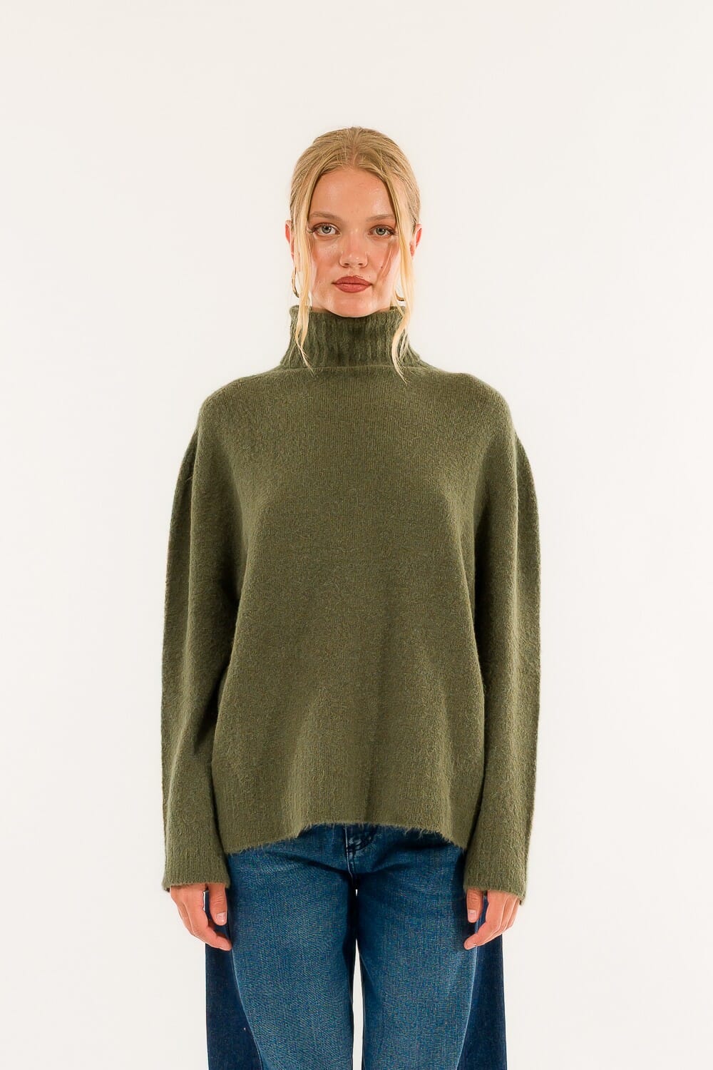 Dolcevita Over Kontatto