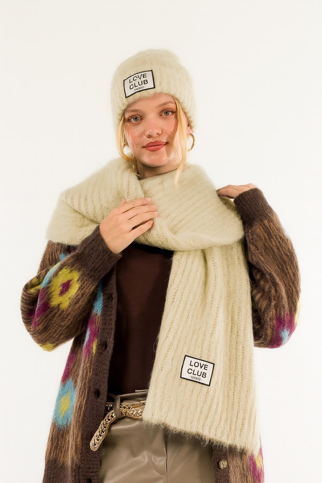 Sciarpa Coste Etichetta Kontatto