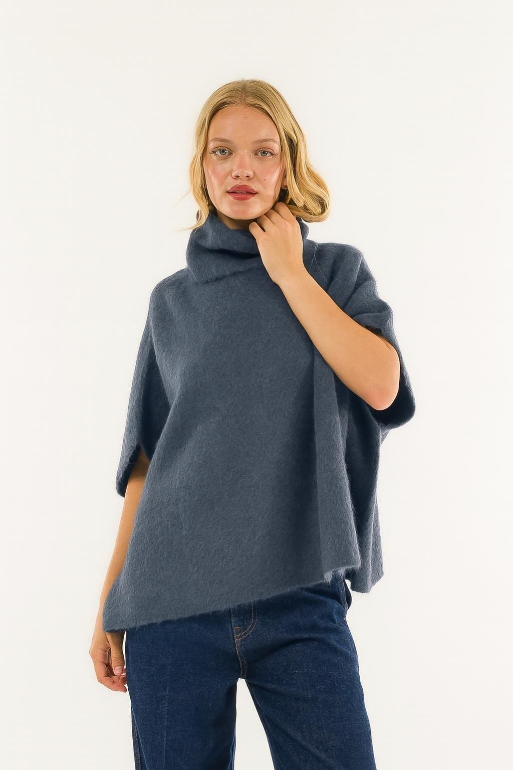 Kontatto - Pull avec col en forme de beigne