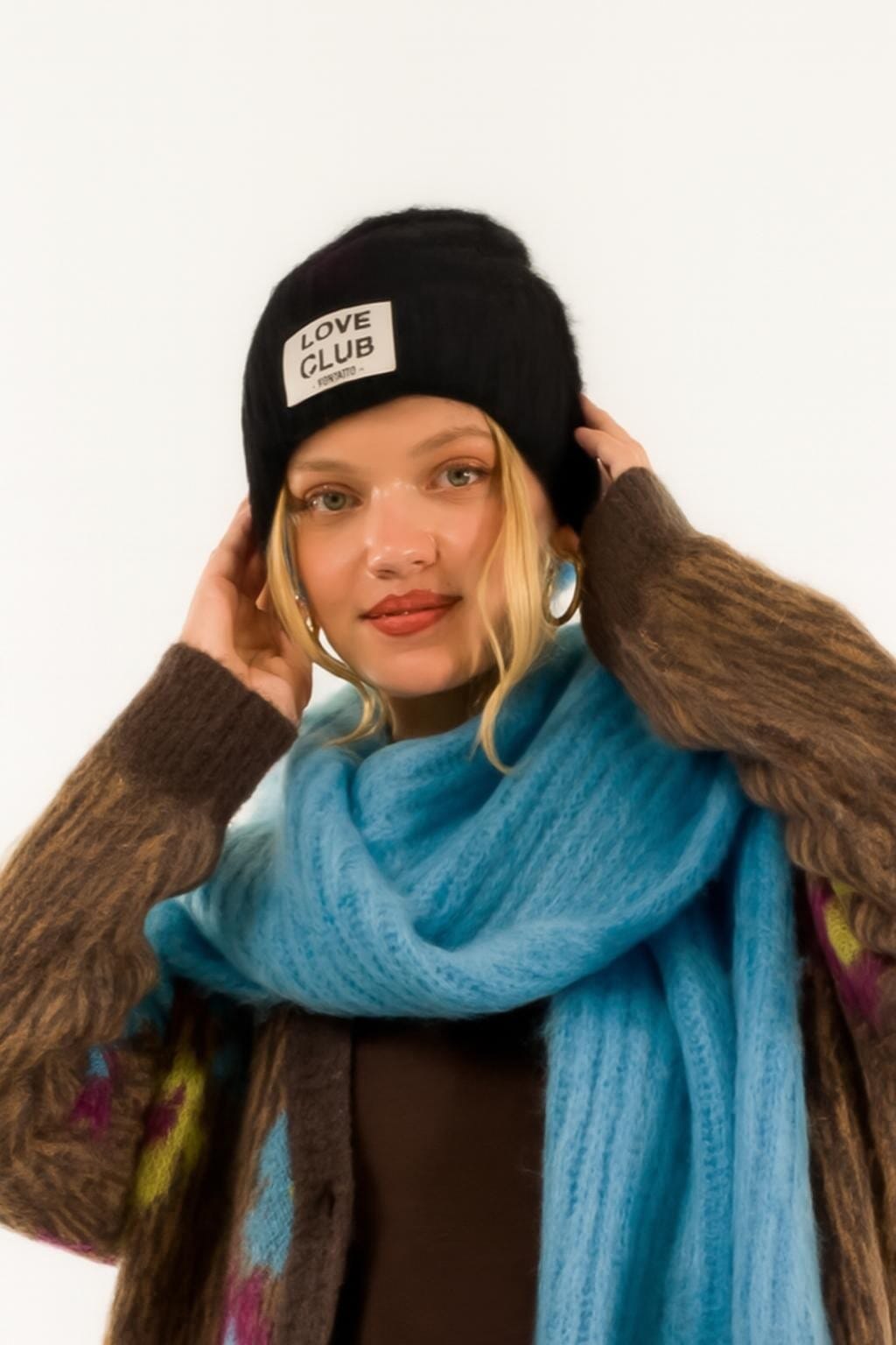 Cuffia Coste Etichetta Kontatto