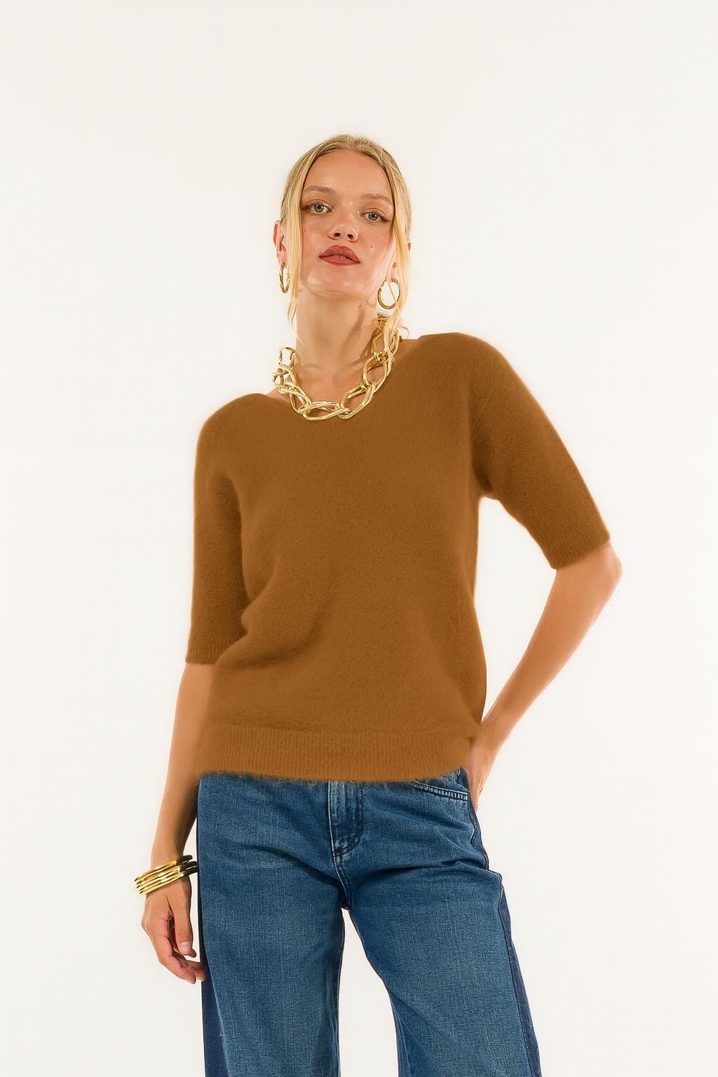 Kontatto Short Sleeve V-neck