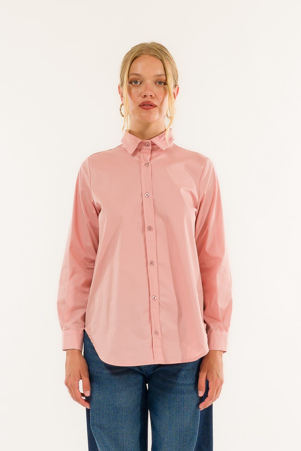 Chemise à col brodé Kontatto