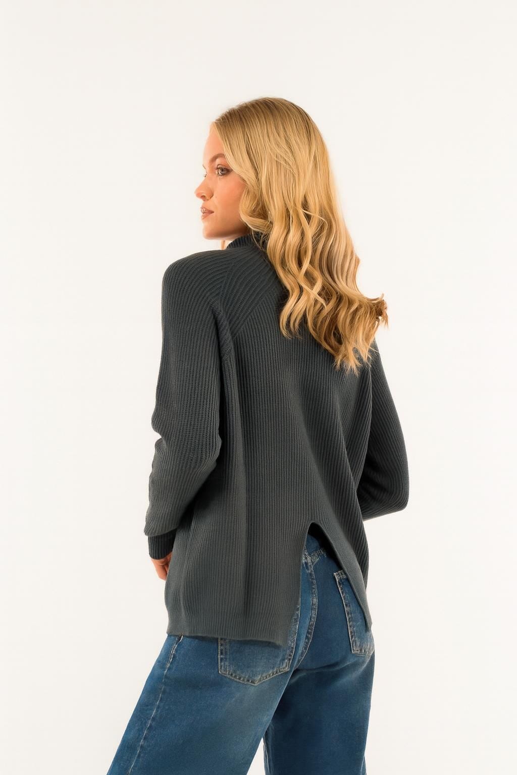 Maglia Cratere Spacco Schiena Kontatto