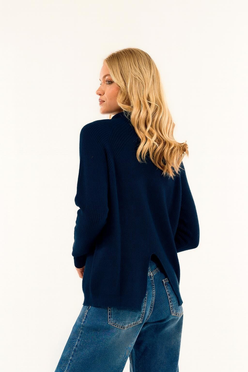 Maglia Cratere Spacco Schiena Kontatto