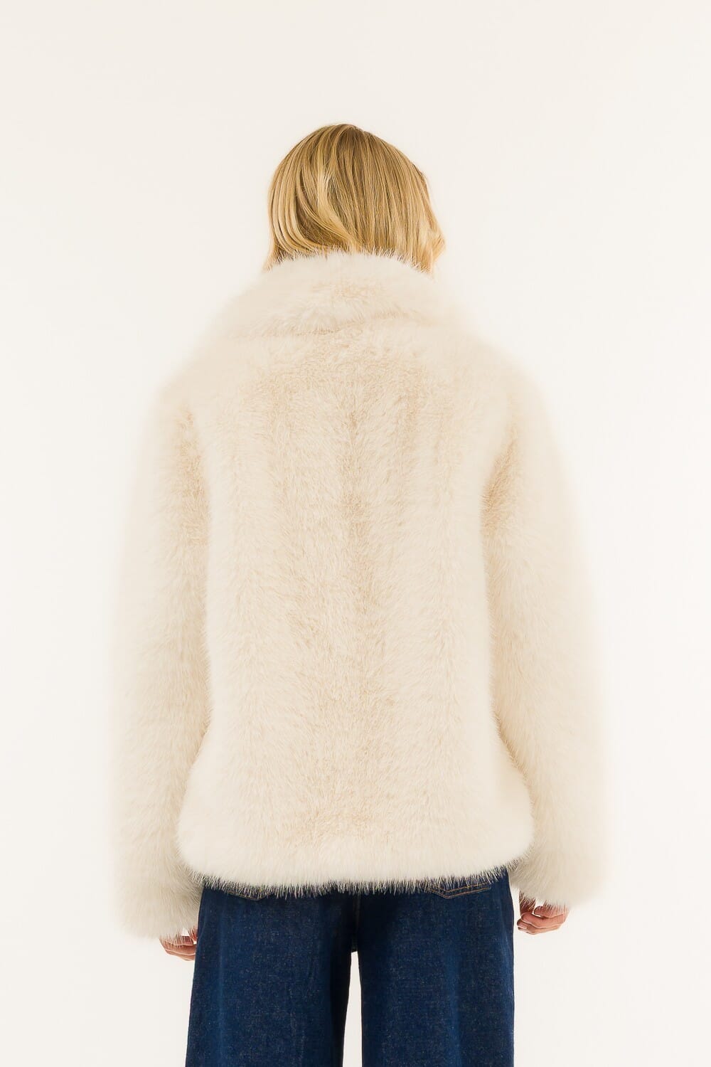 Pelliccia Rever Kontatto