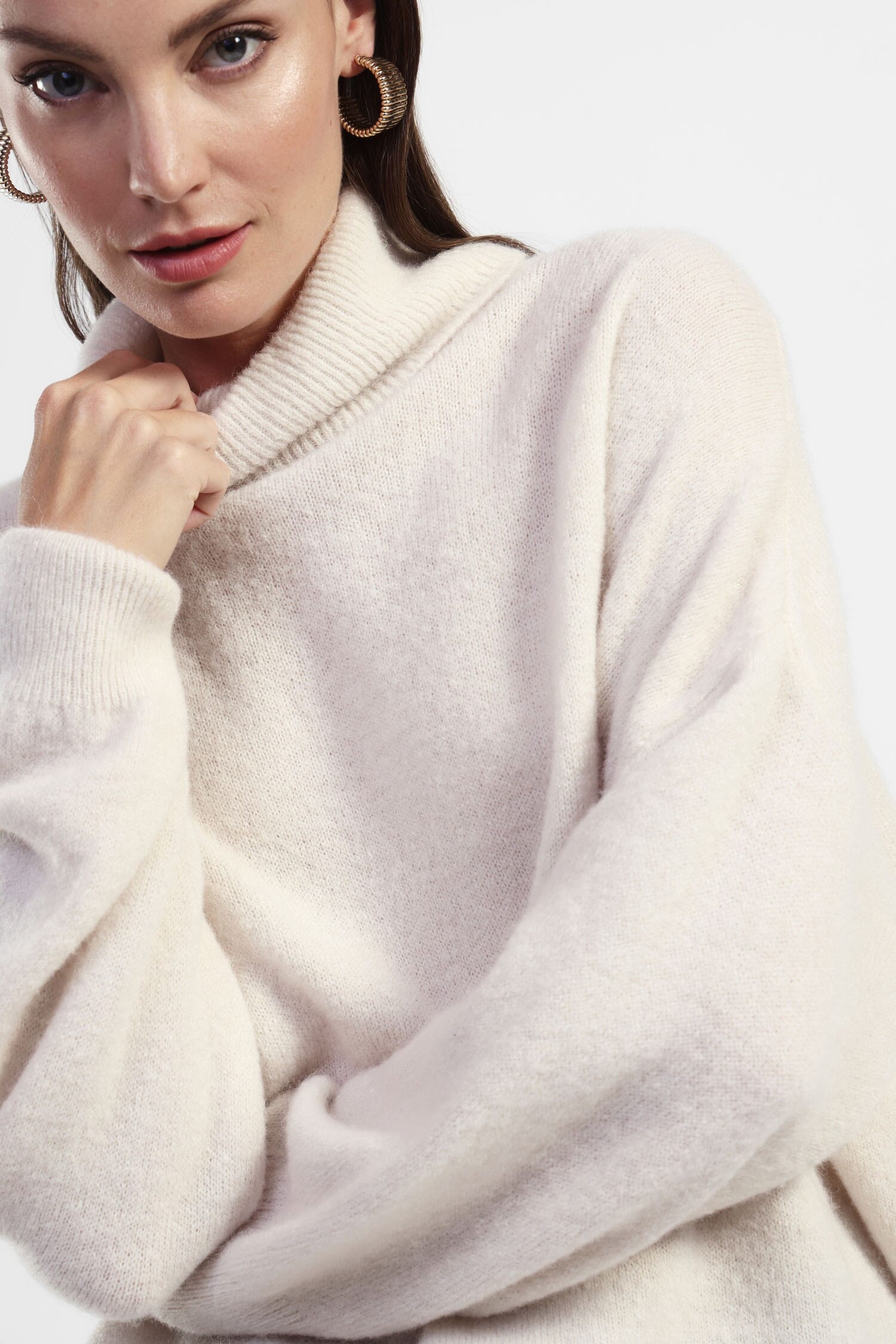 Soft And Wrap-around Turtleneck Sweater Dixie