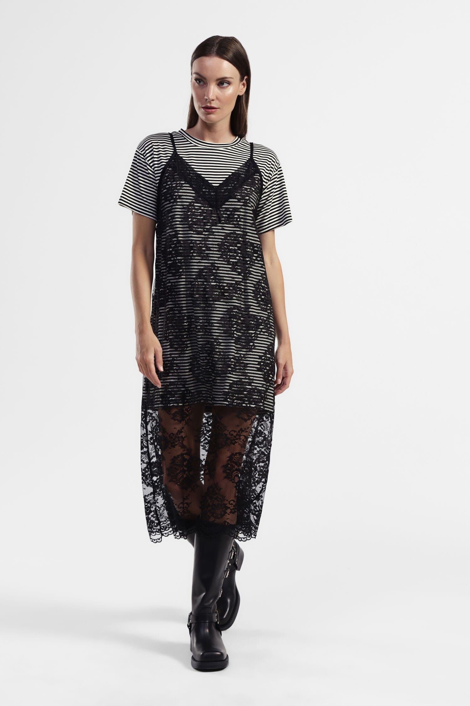 Abito A Righe Con Pizzo A Strati Dixie