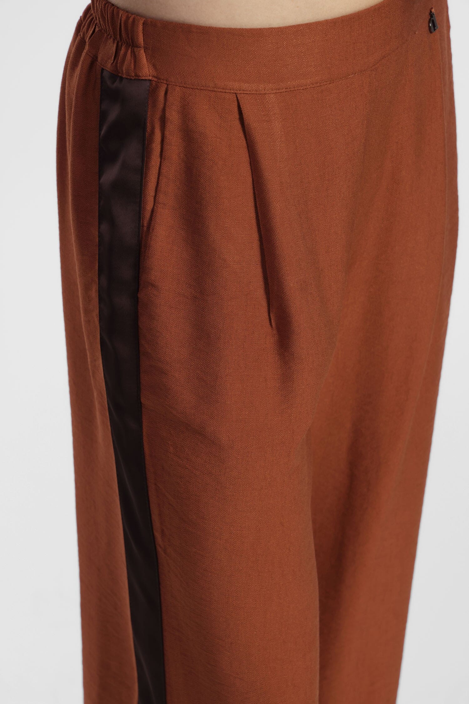 Pantalon palazzo taille haute avec bandes latérales Dixie