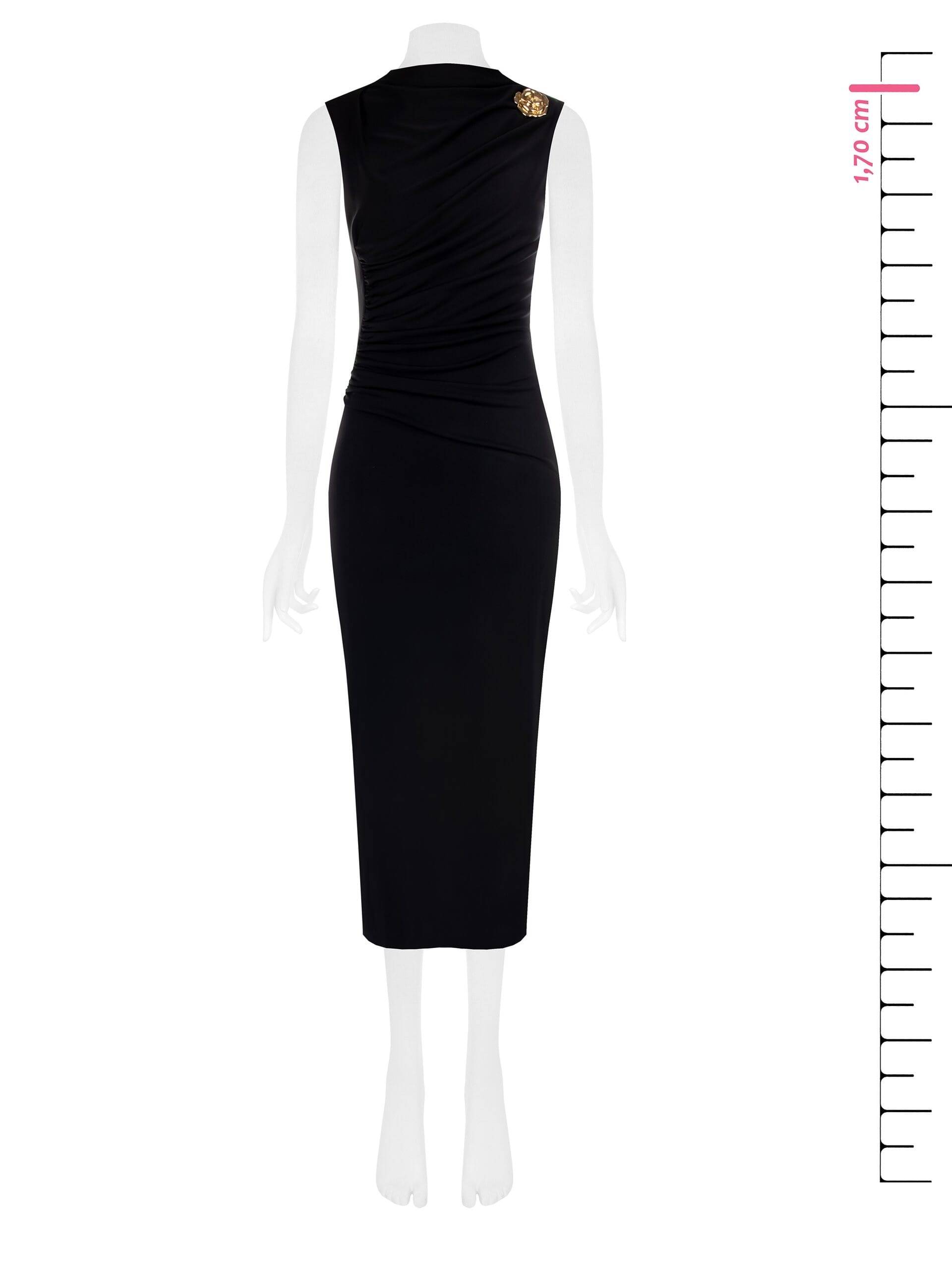 Abito Lungo A Tubino Arricciato Su Un Lato Con Spilla A Rosa Rinascimento