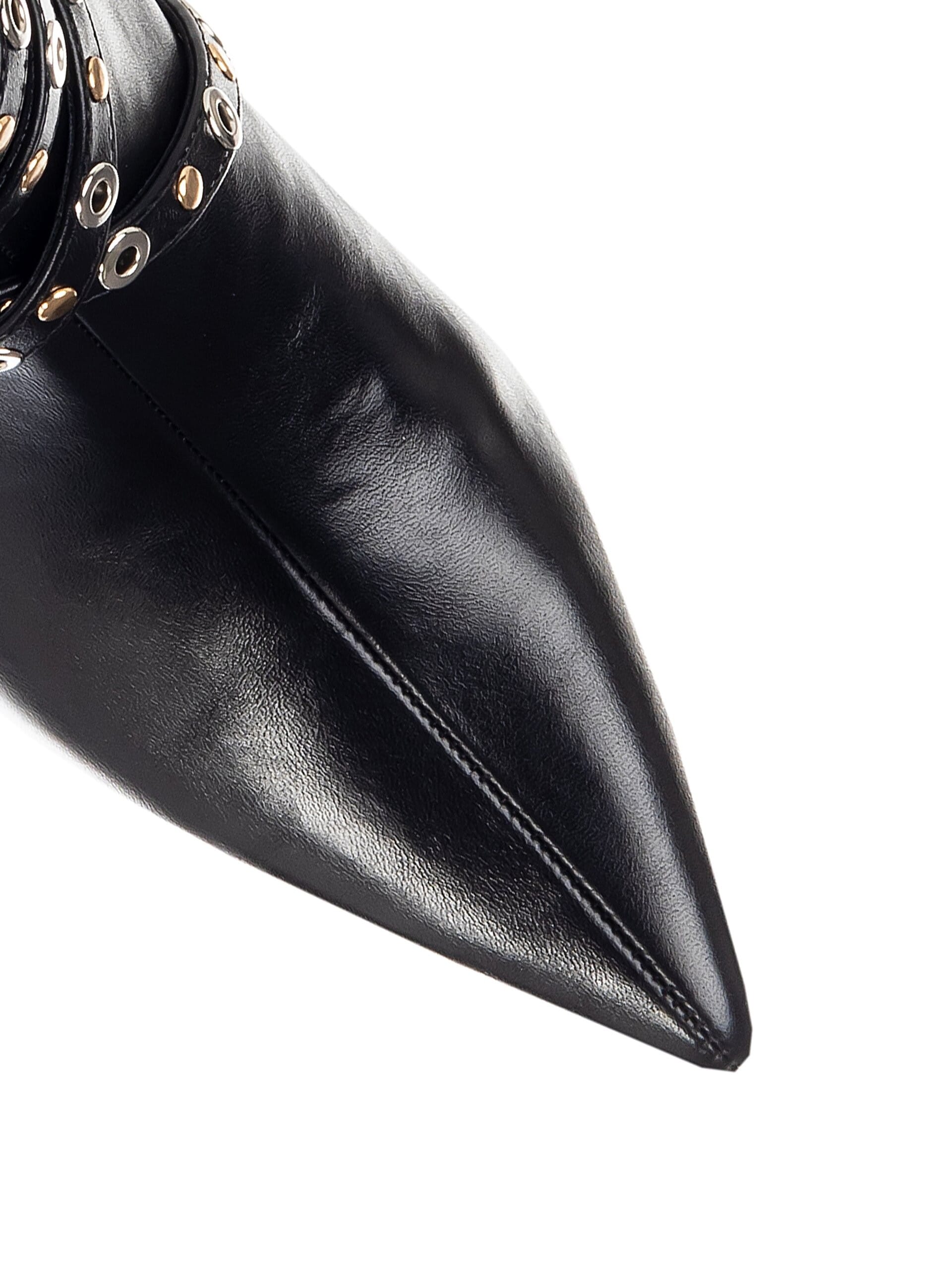 Tronchetto A Punta Con Tacco Basso E Cinturini Borchiati Rinascimento