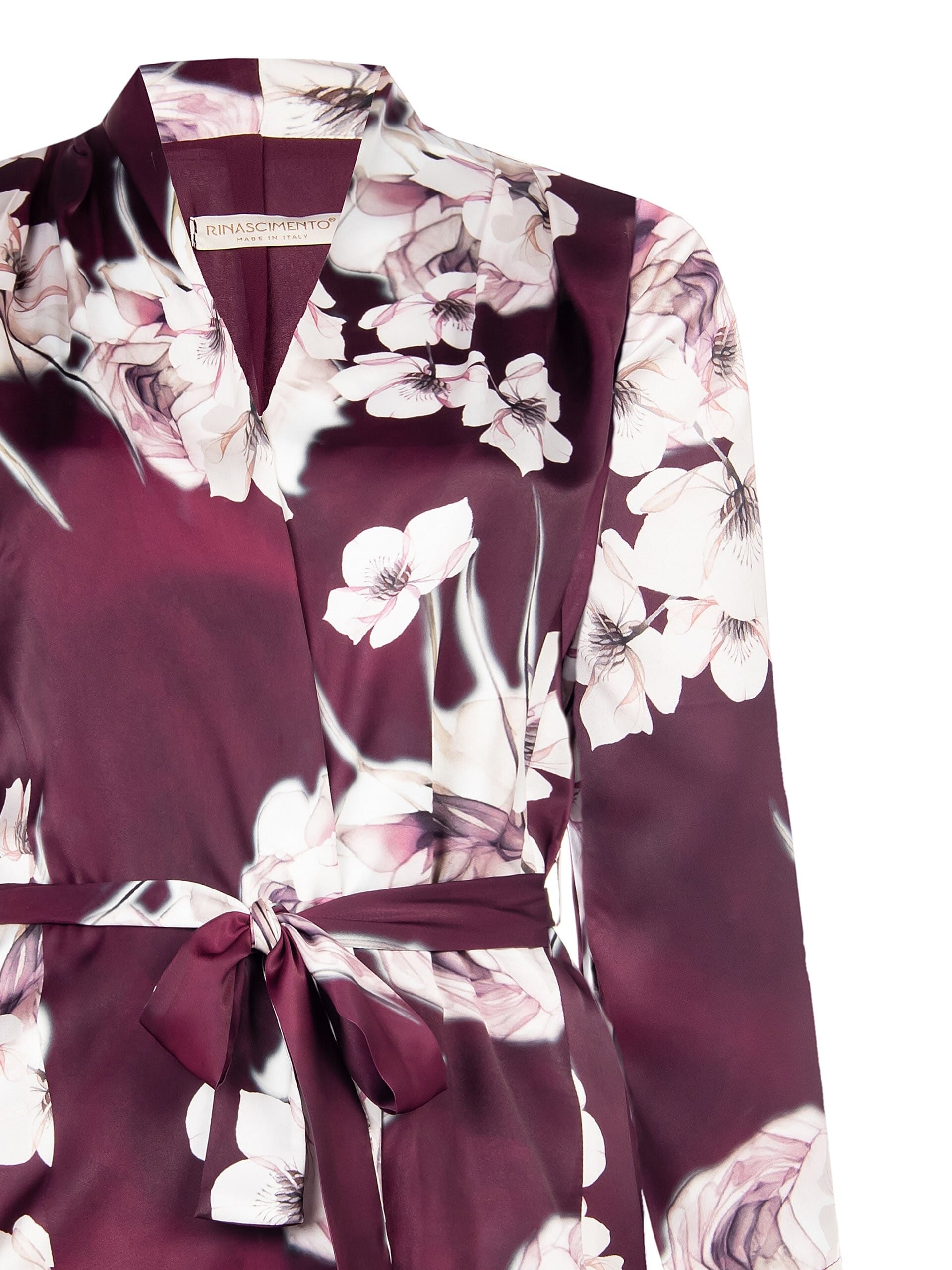 Rinascimento Curvy Kimono Cardigan ouvert en satin avec ceinture et bretelles coordonnées