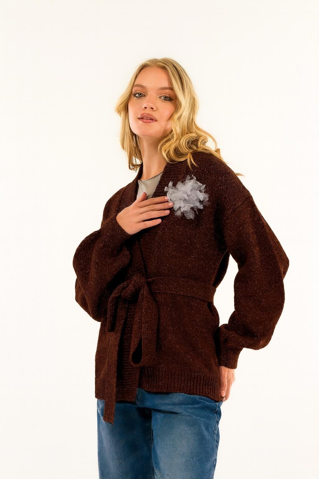 Cardigan With Belt And Brooch Kontatto