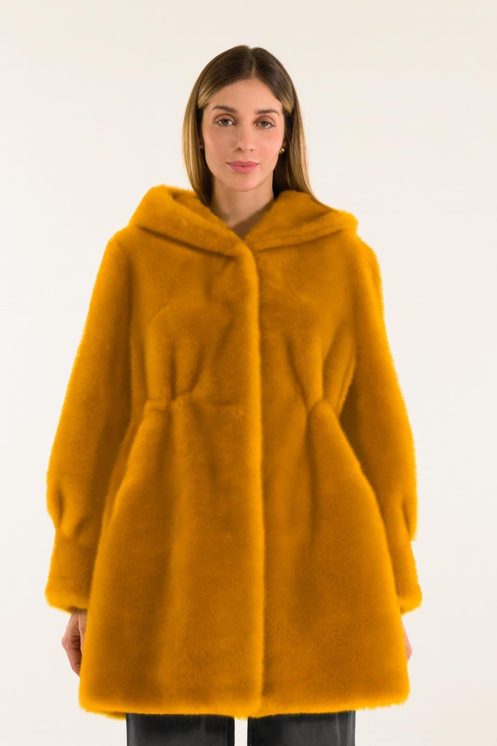 Long Fur Hooded Man. 7/8 Kontatto