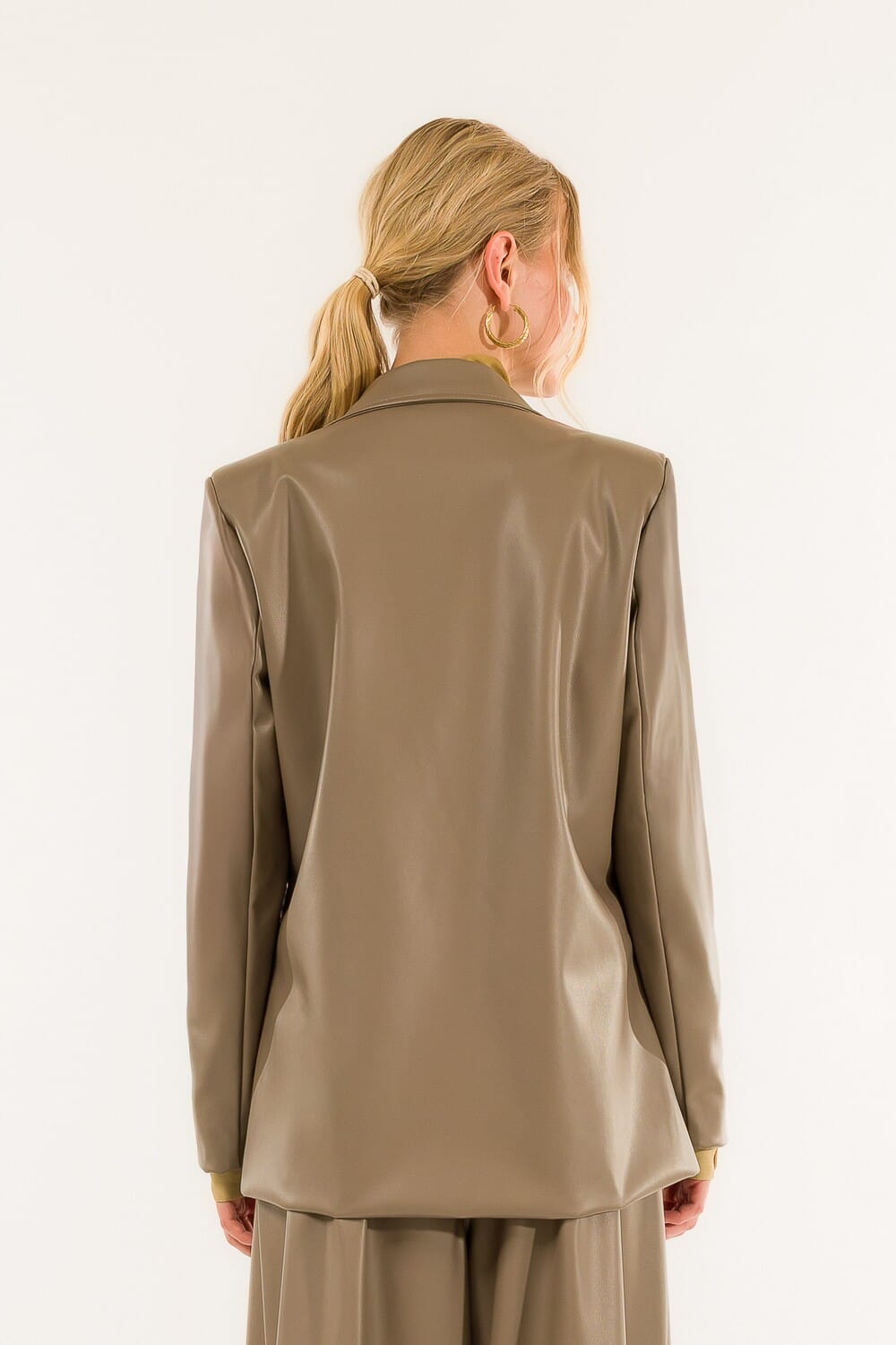 Blazer en faux cuir Kontatto