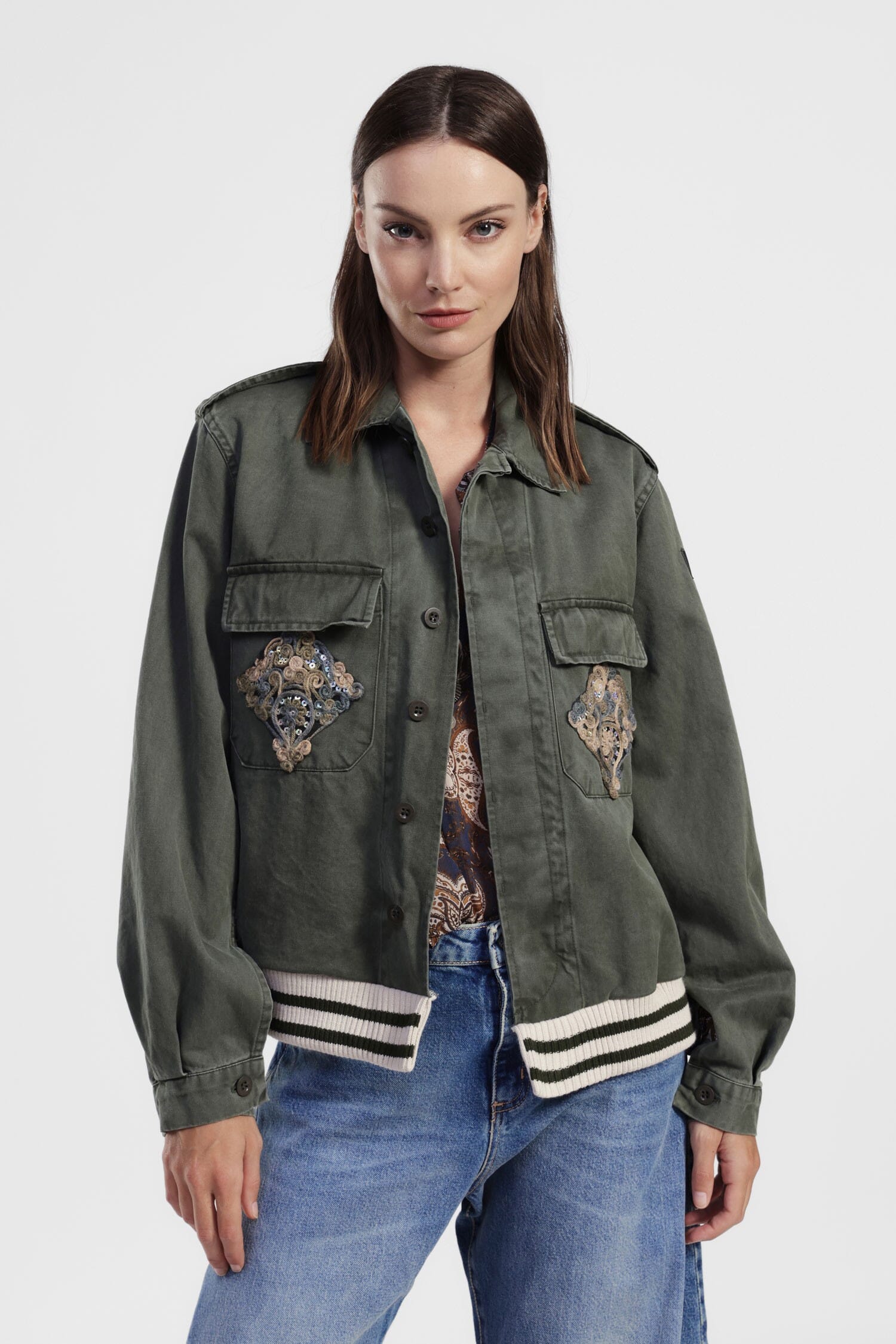 Giacca Camicia Con Tasche Ricamate E Dettagli A Coste Dixie