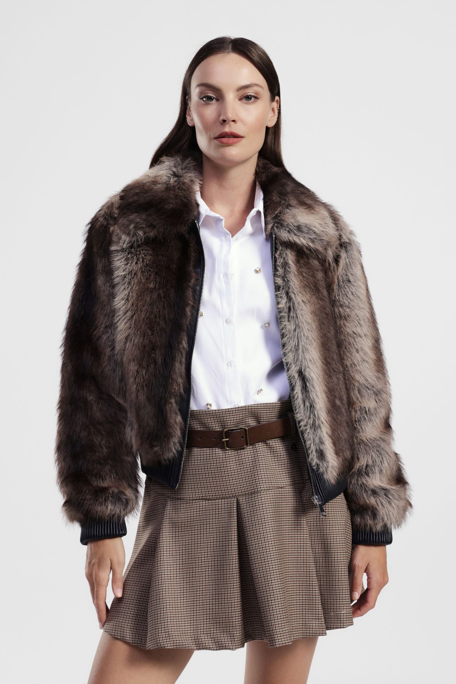 Eco-Fur Corta Con Zip E Bordo A Coste Dixie