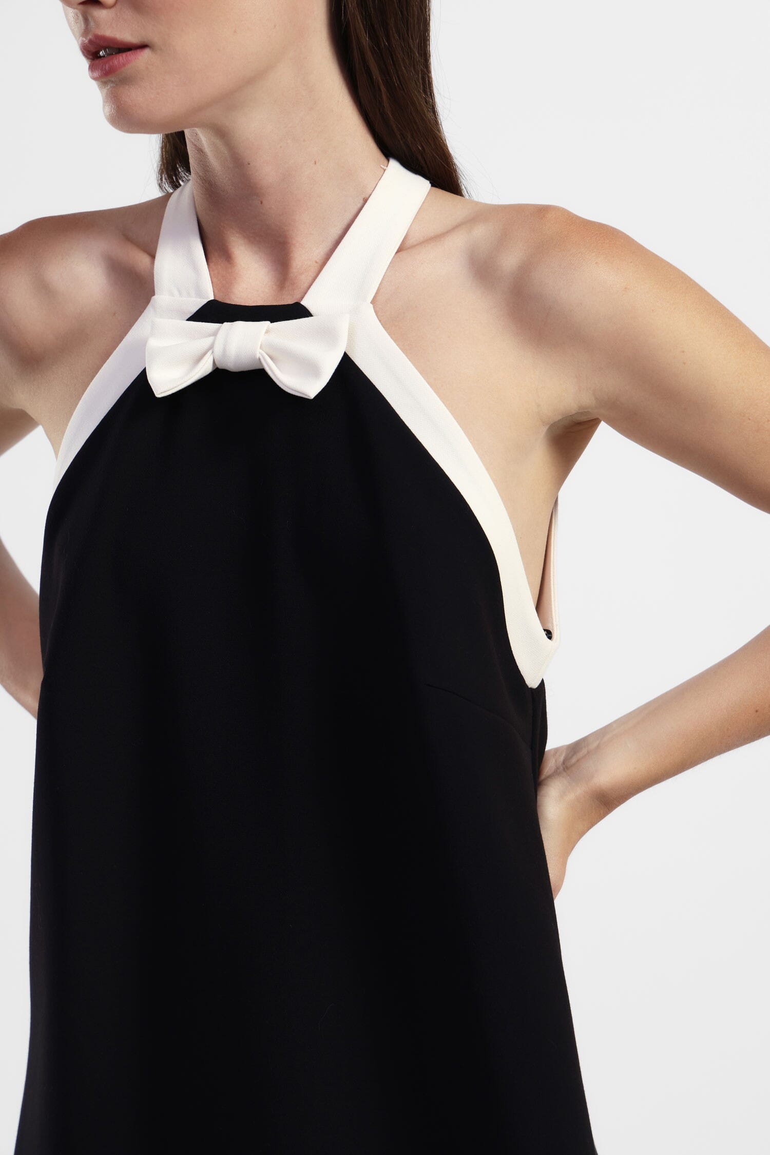 Abito Corto A Collo Halter Dixie