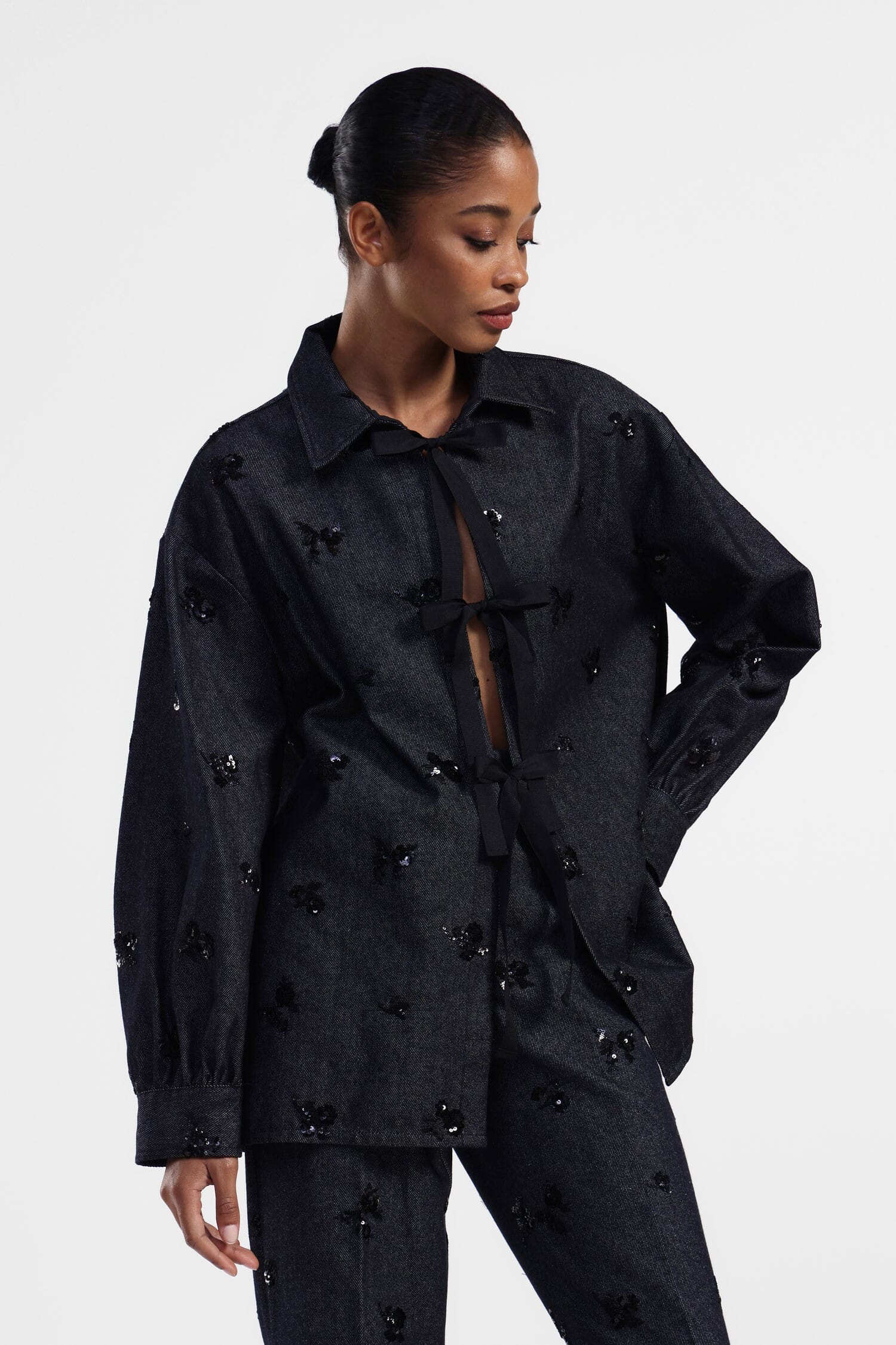 Blazer brodé avec nœuds Dixie