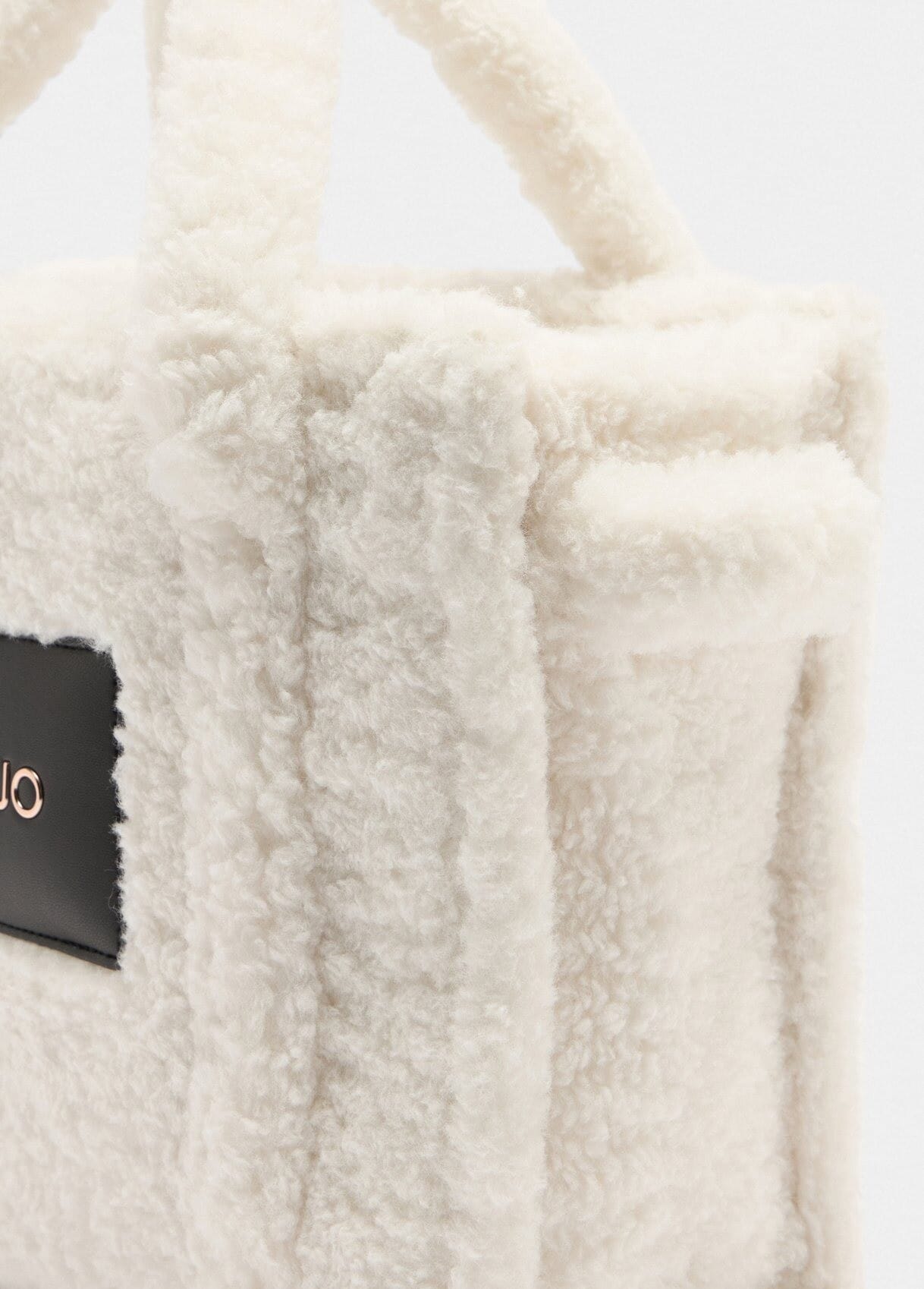 Shoppin Bag Media In Teddy Liu Jo