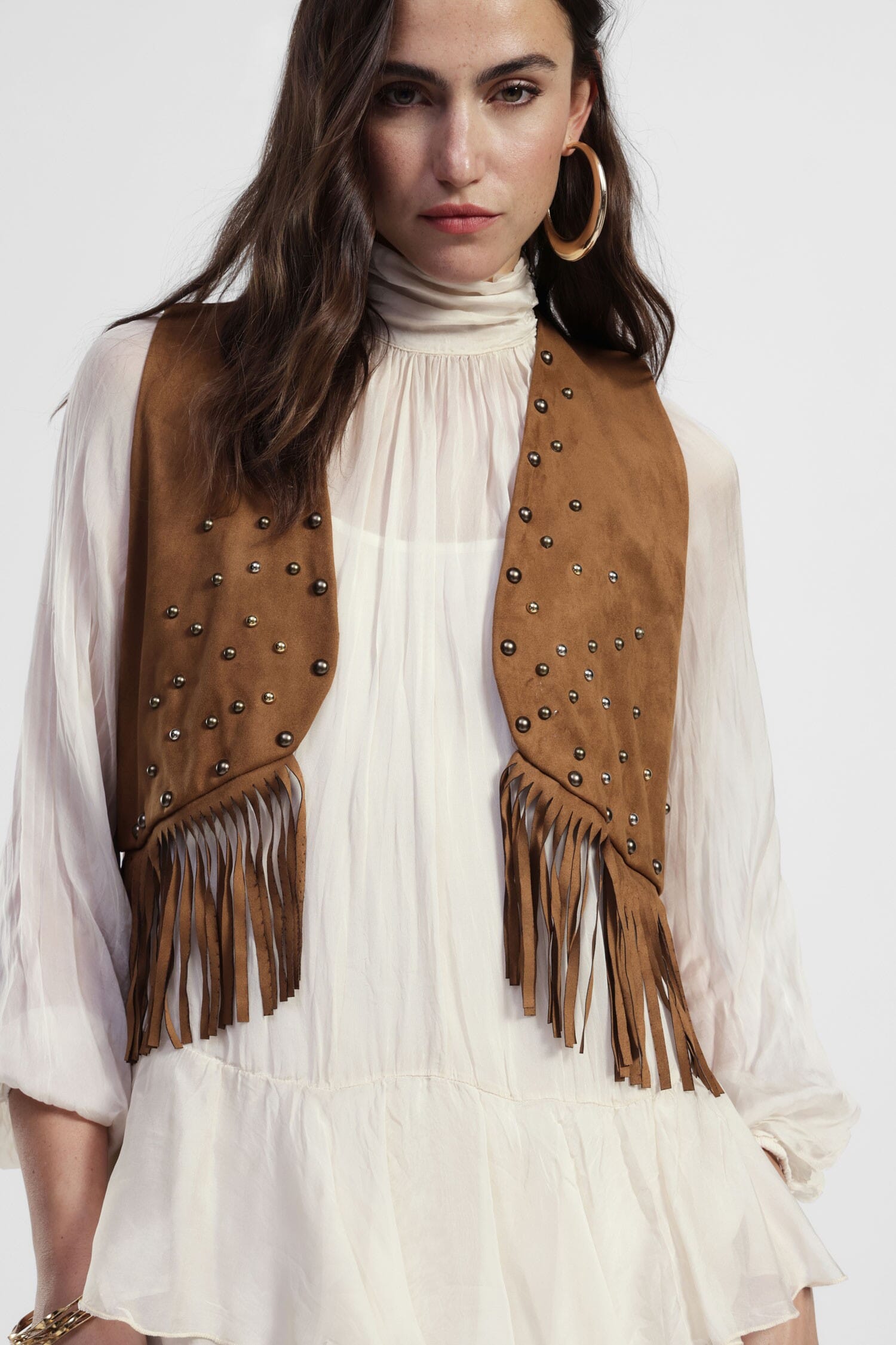 Gilet Con Frange Lunghe E Borchie Decorative Dixie