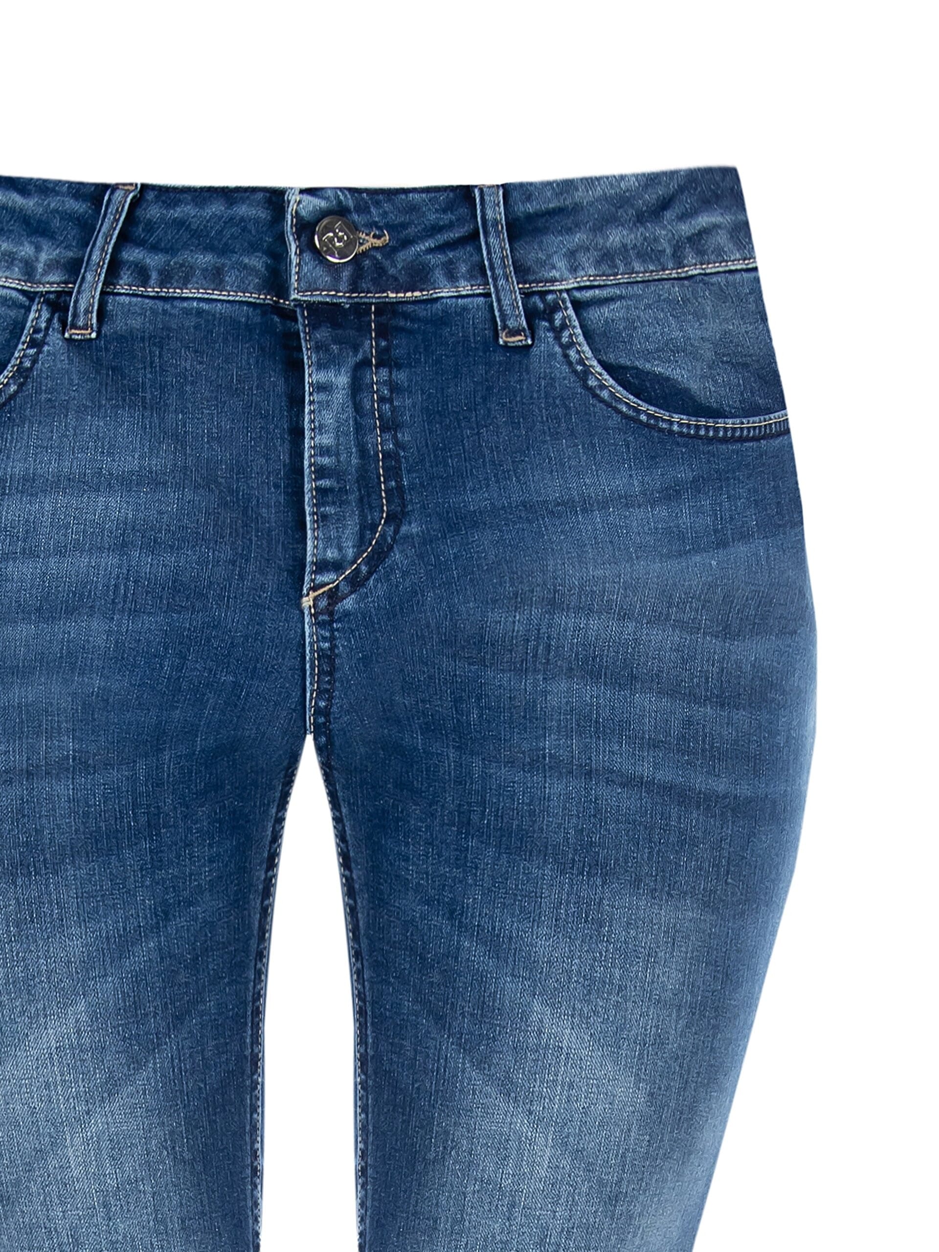 Jeans Flare Curvy Con Strass Sulla Tasca Dietro Rinascimento Curvy