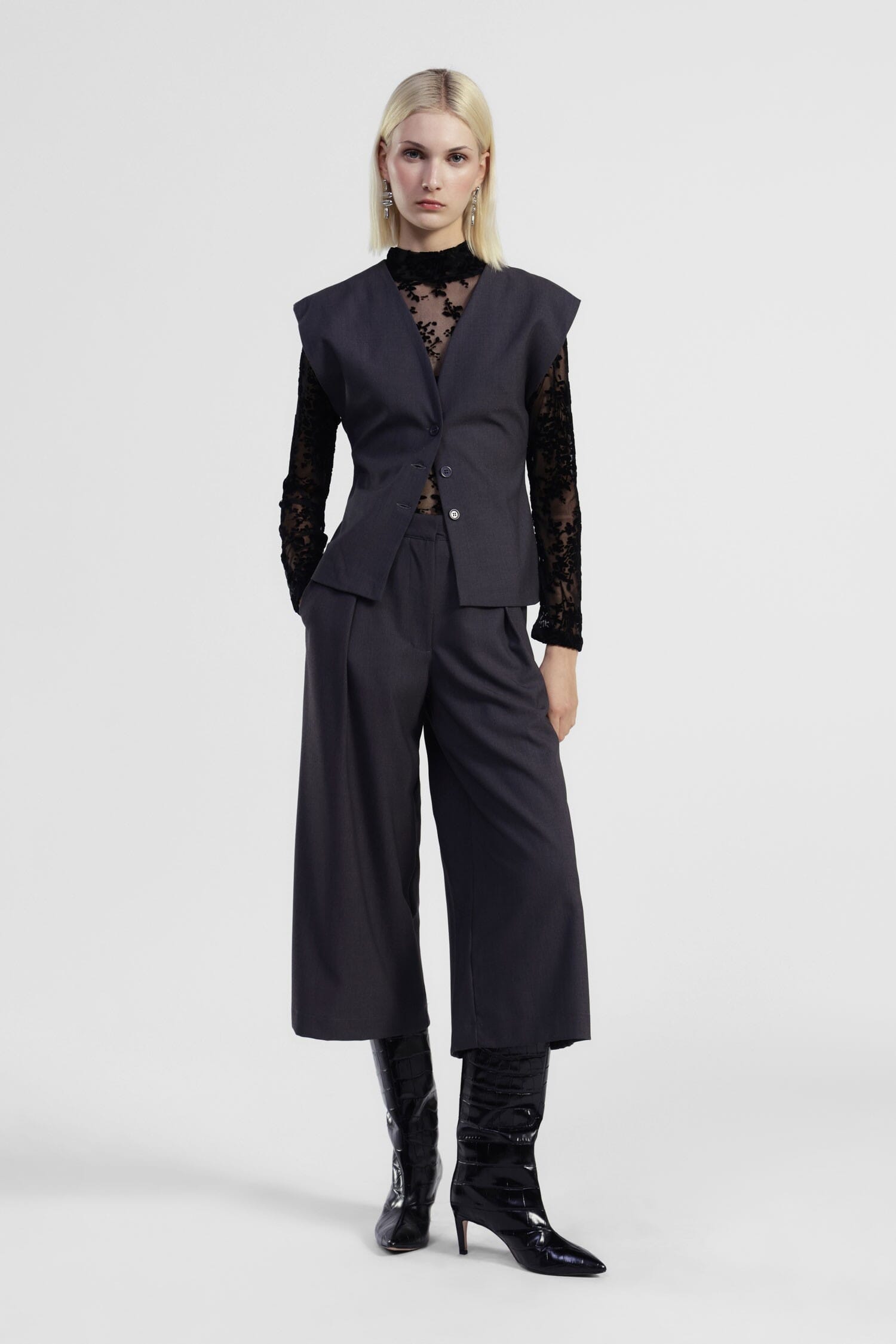 High Waisted Palace Trousers With Darts Dixie