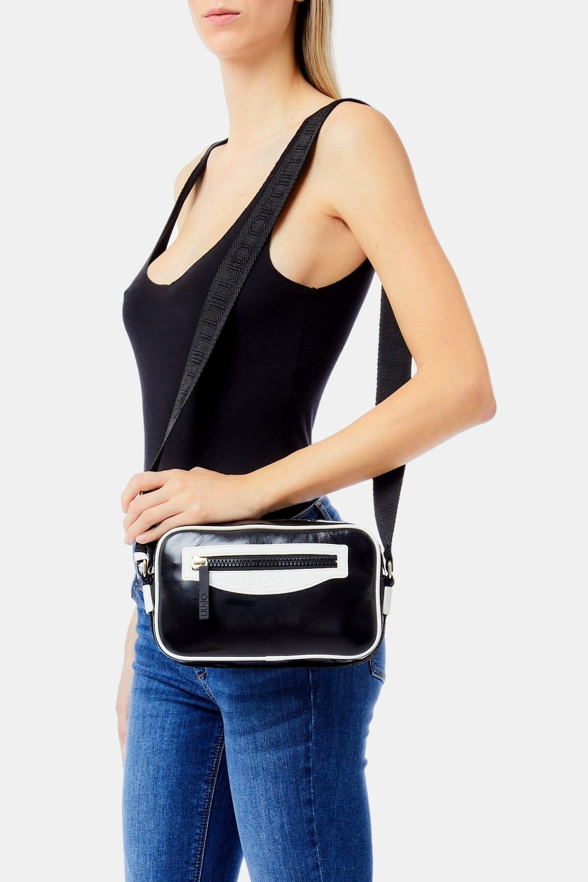 Borsa Media Con Dettagli A Contrasto Liu Jo