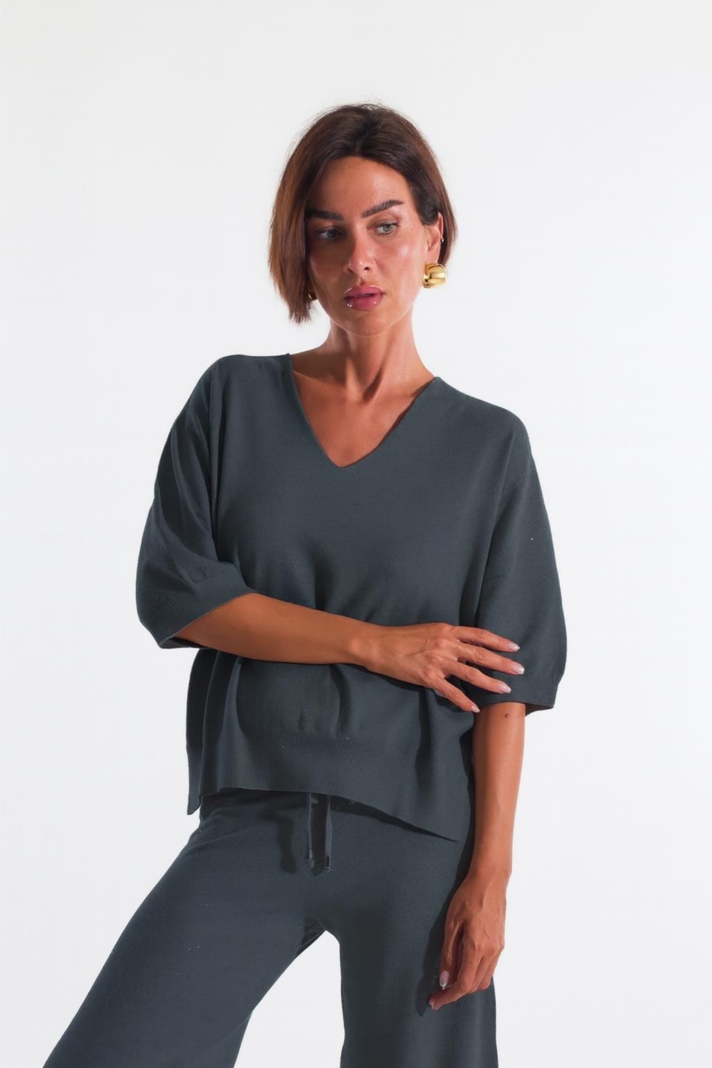 Kontatto Sequins Short Sleeve V-neck Sweater