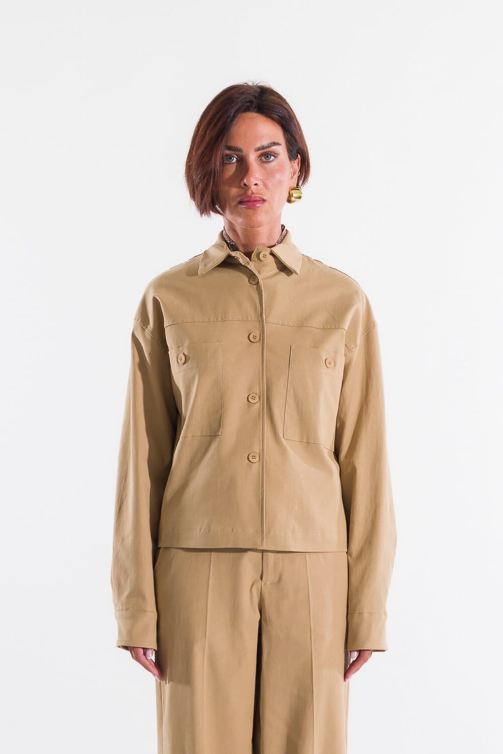 Sovracamicia Kontatto