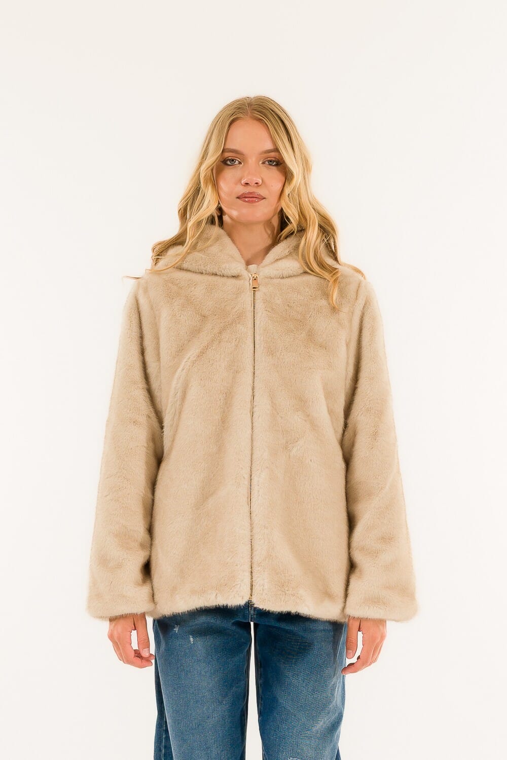 Pelliccia Cappuccio Kontatto