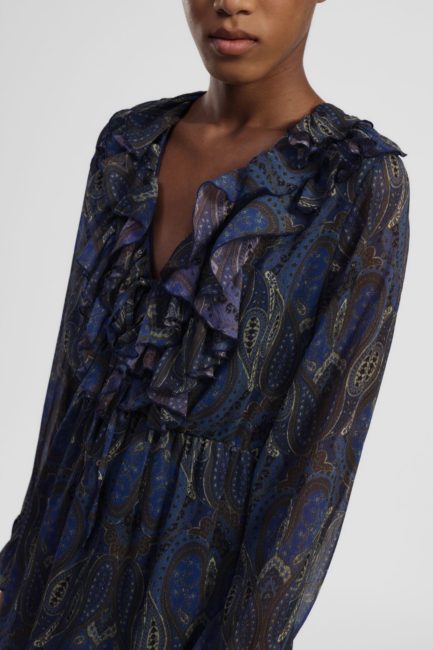 Abito Lungo Stampa Paisley Volant Scollo V Dixie