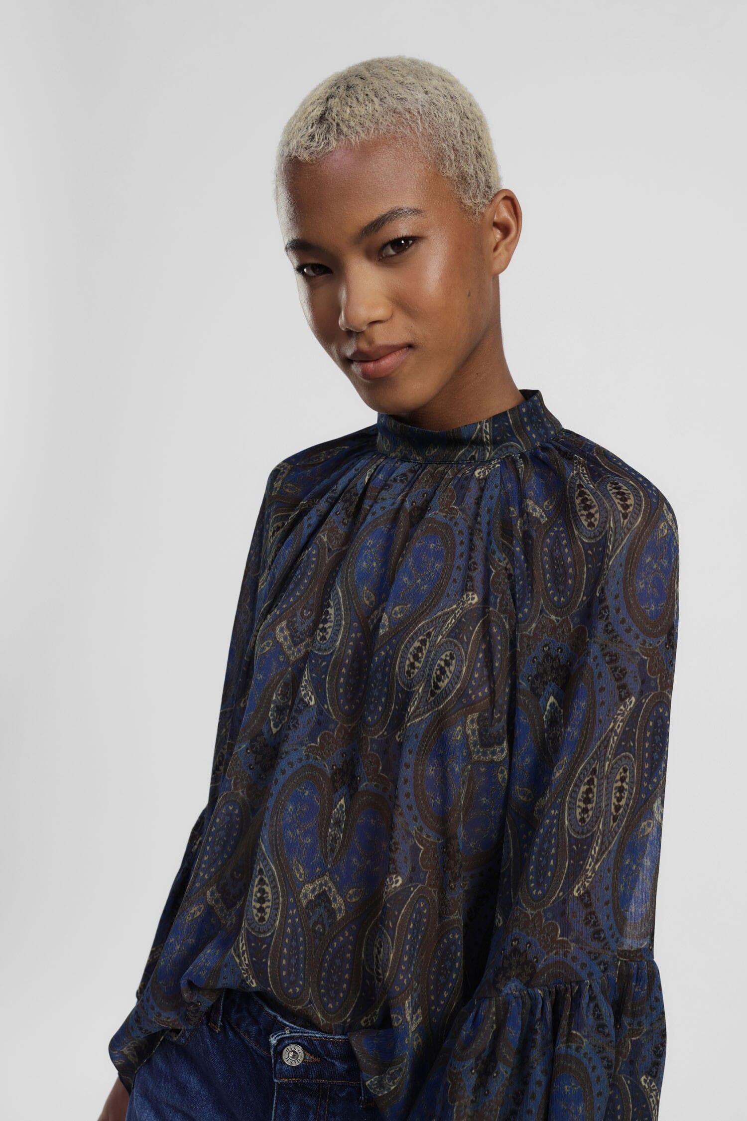 Chemisier large à manches volantées et motif Dixie Paisley