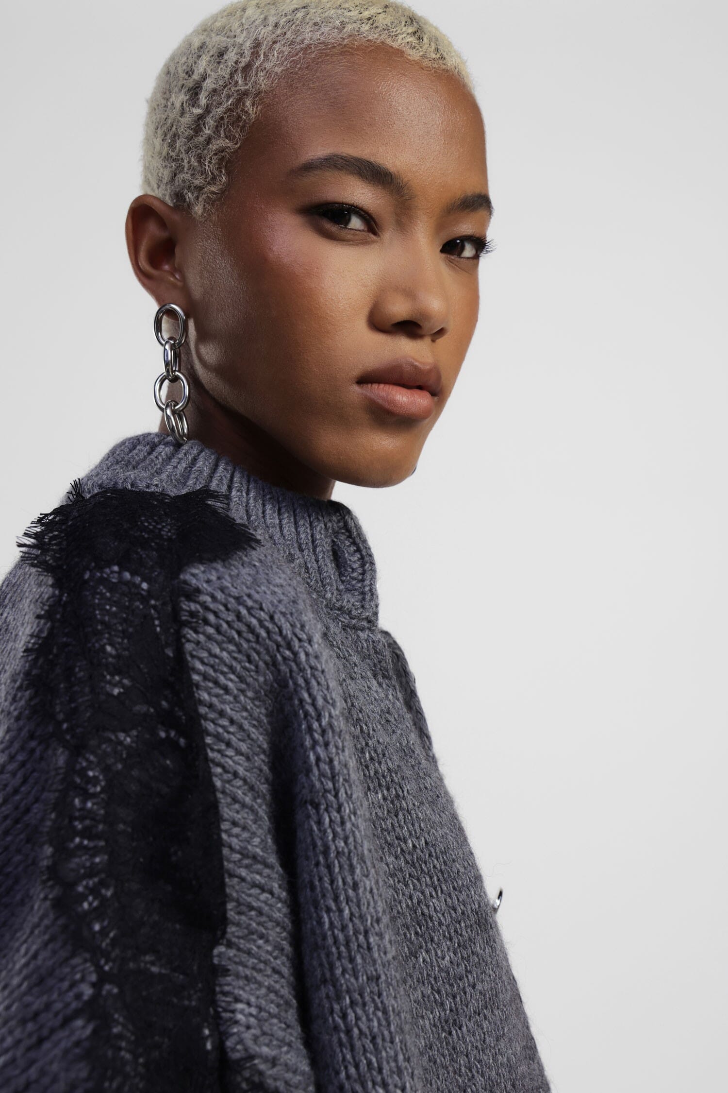 Cropped Cardigan With Patch Pockets And Buttons Dixie