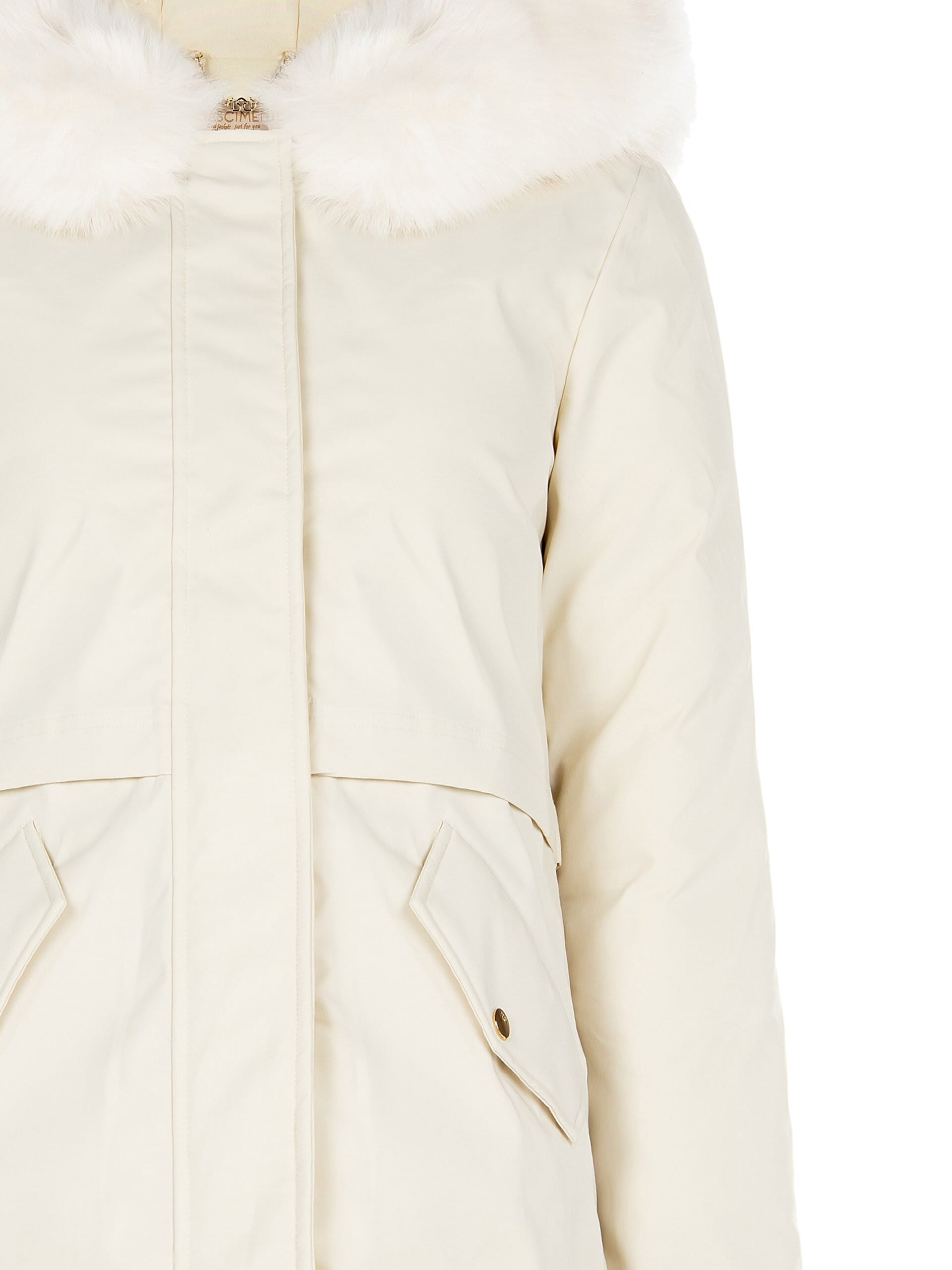Manteau rembourré de style parka avec capuchon et fourrure synthétique amovible Rinascimento