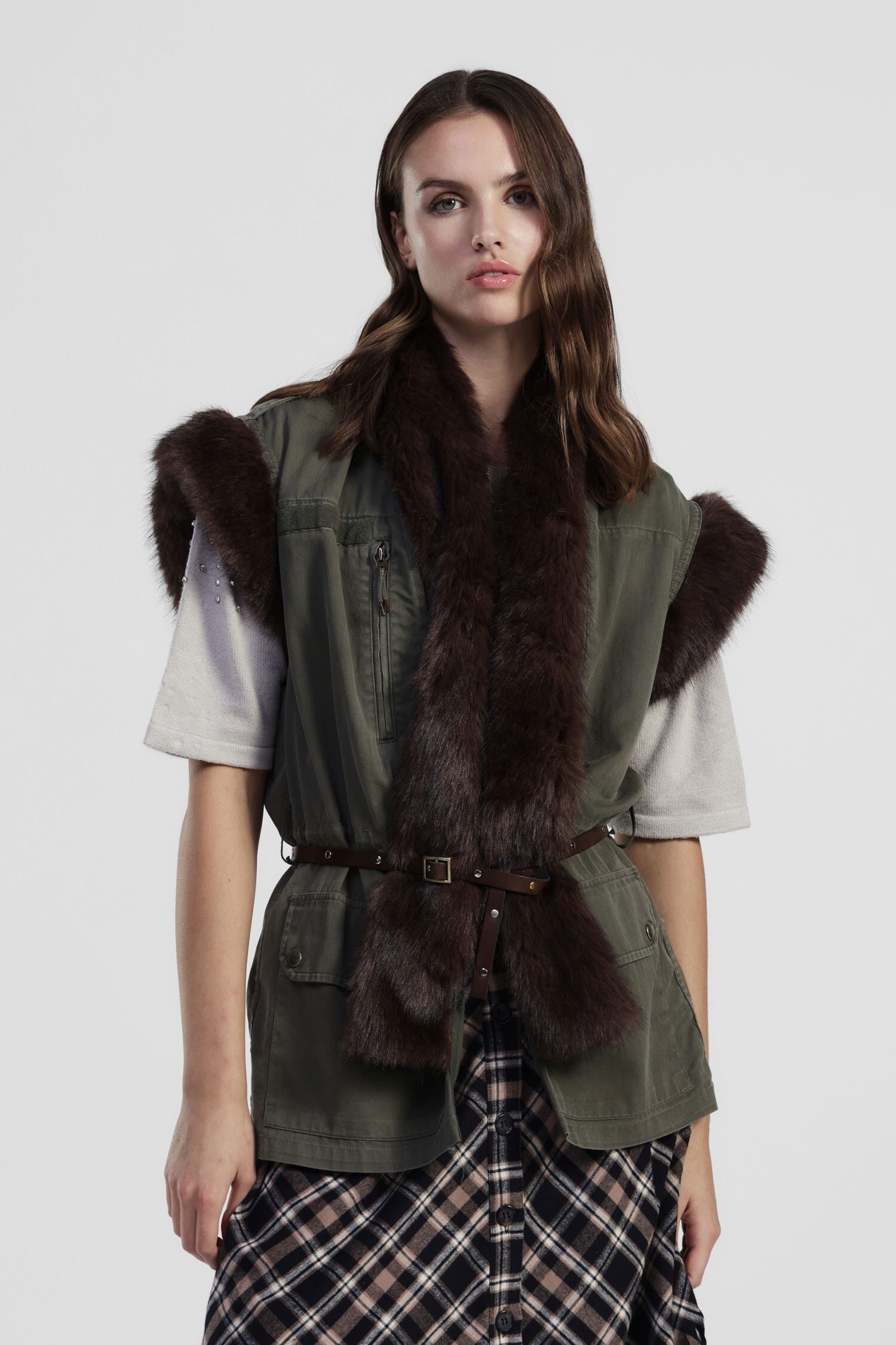 Cappotto Senza Maniche Con Pelliccia E Cintura Dixie