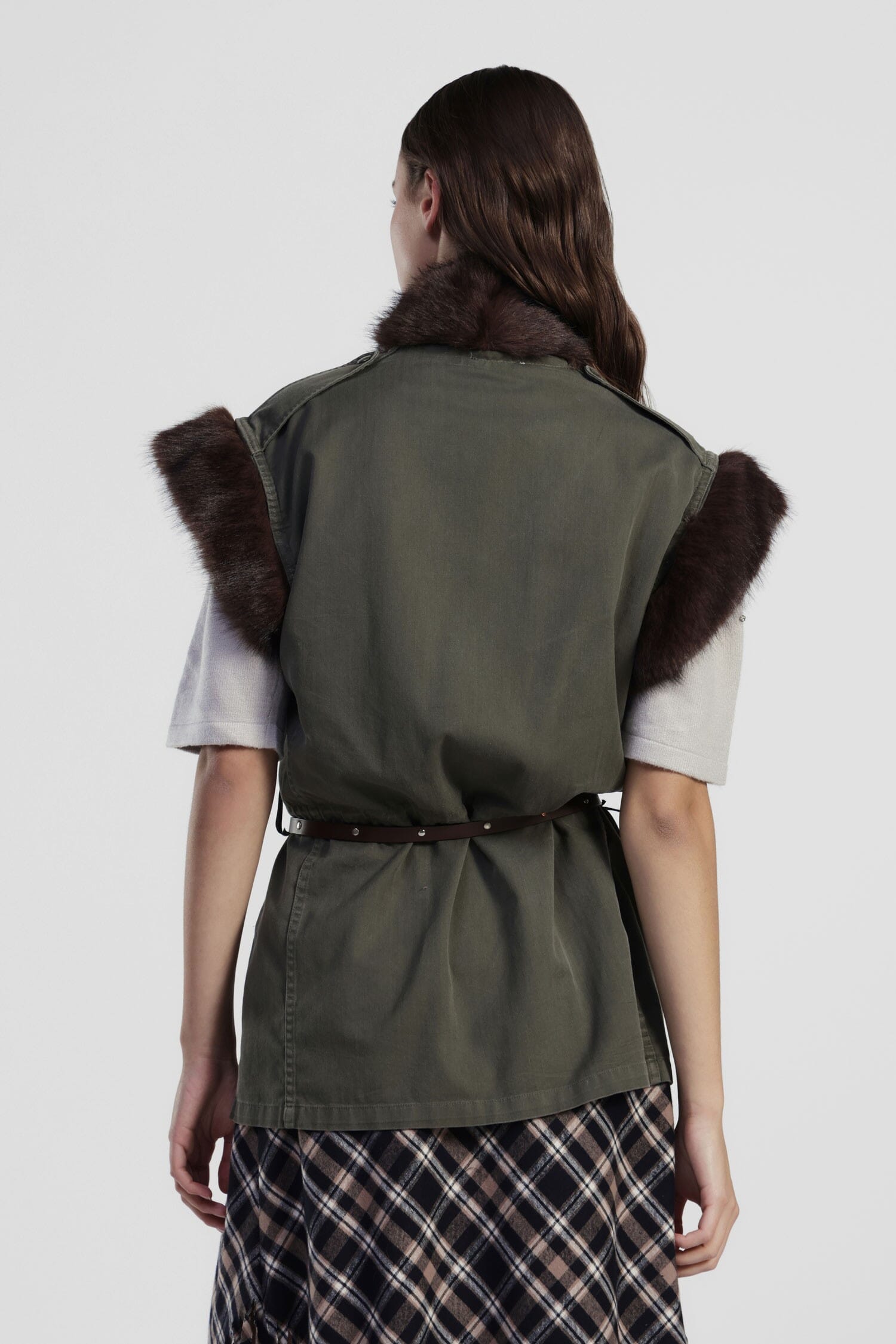 Cappotto Senza Maniche Con Pelliccia E Cintura Dixie