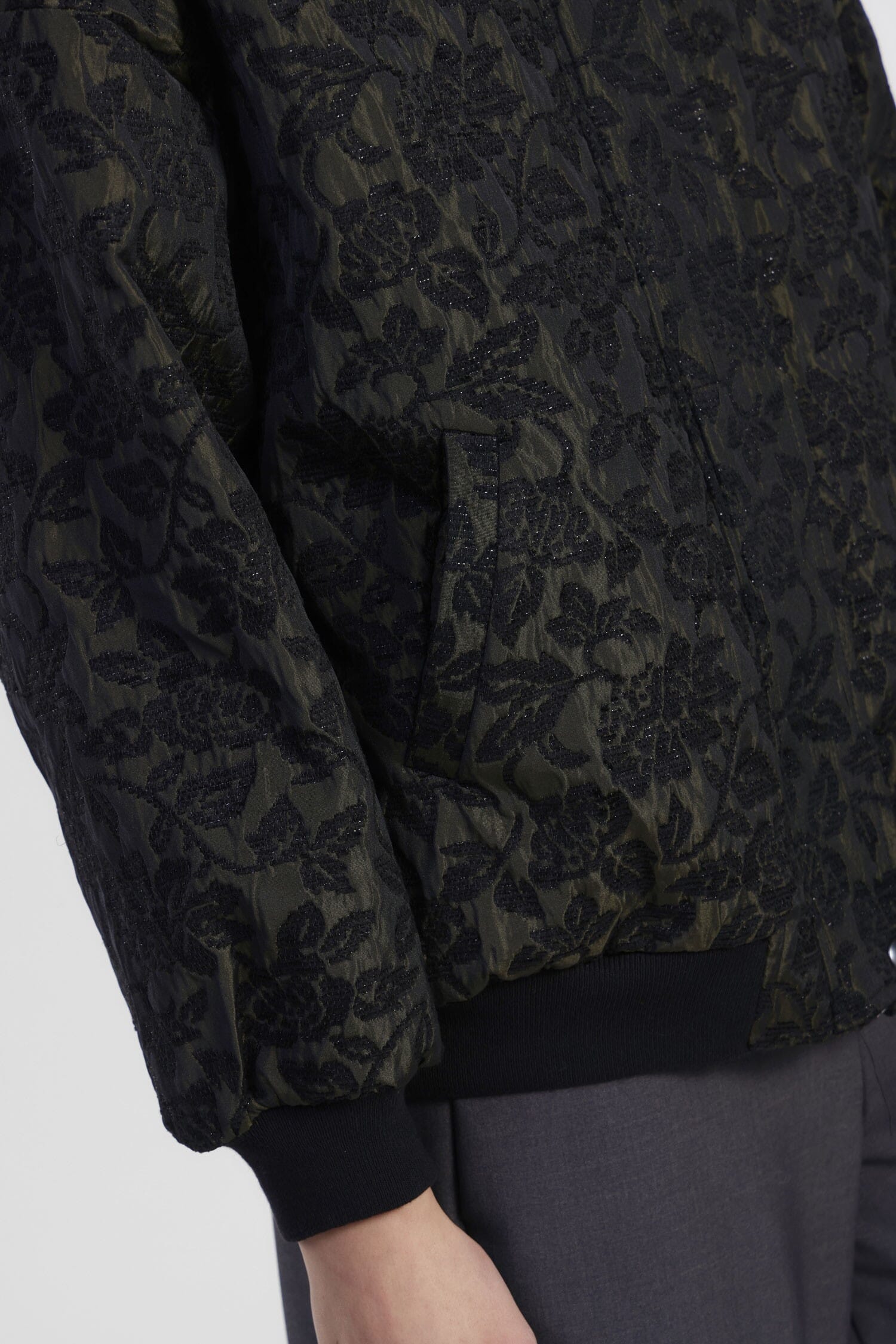 Bomber Con Stampa Floreale E Bordo A Costine Dixie