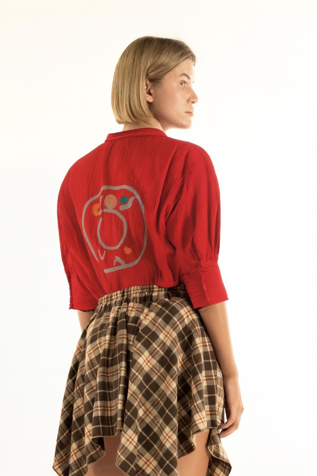 Camicia Ricamo Schiena Kontatto