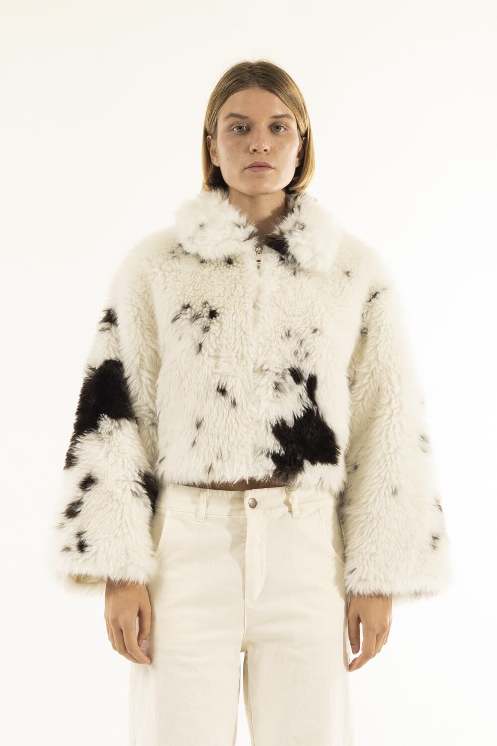 Pellicciotto Cropped Mucca Kontatto