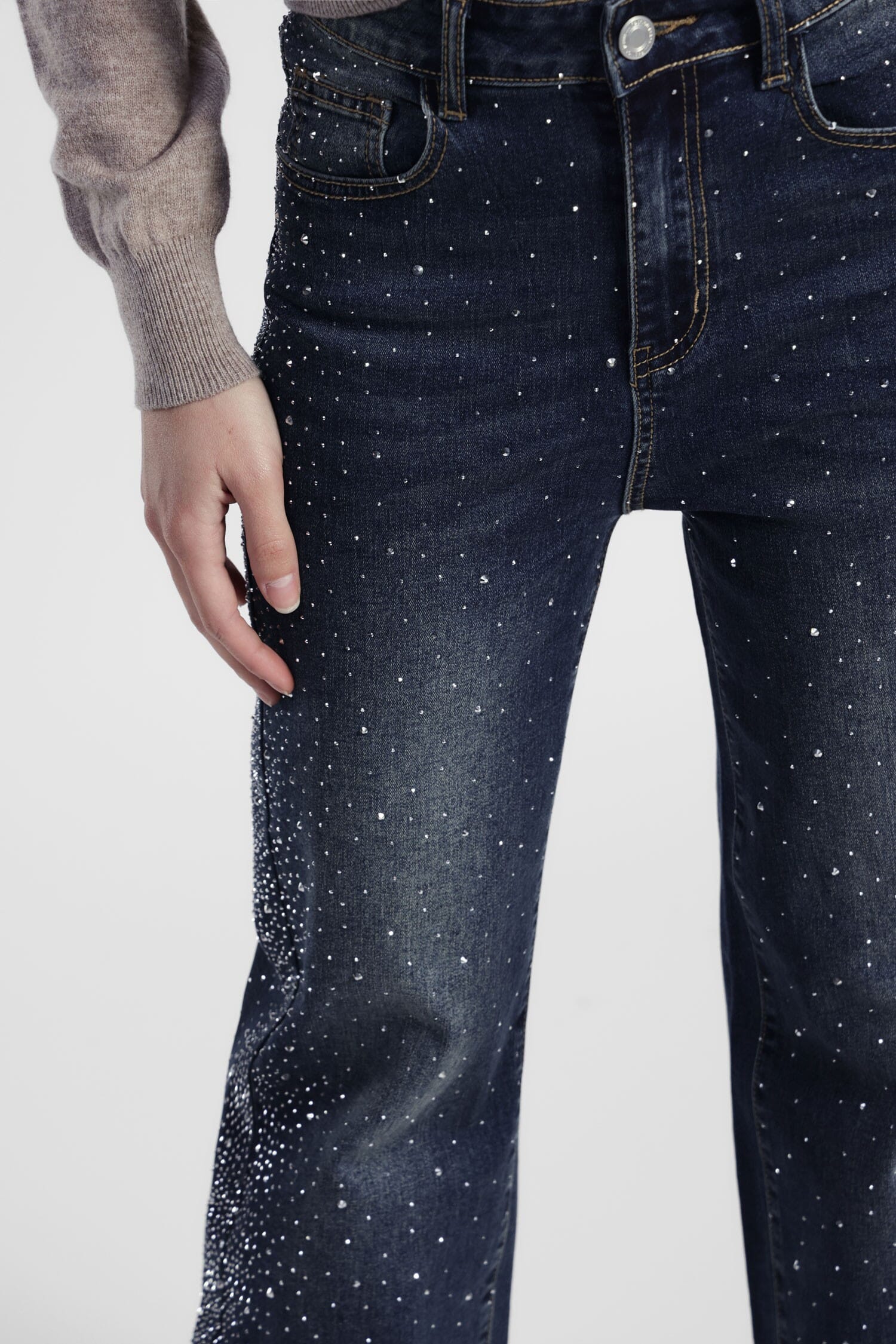 Jeans A Gamba Ampia Con Applicazioni Decorative Dixie